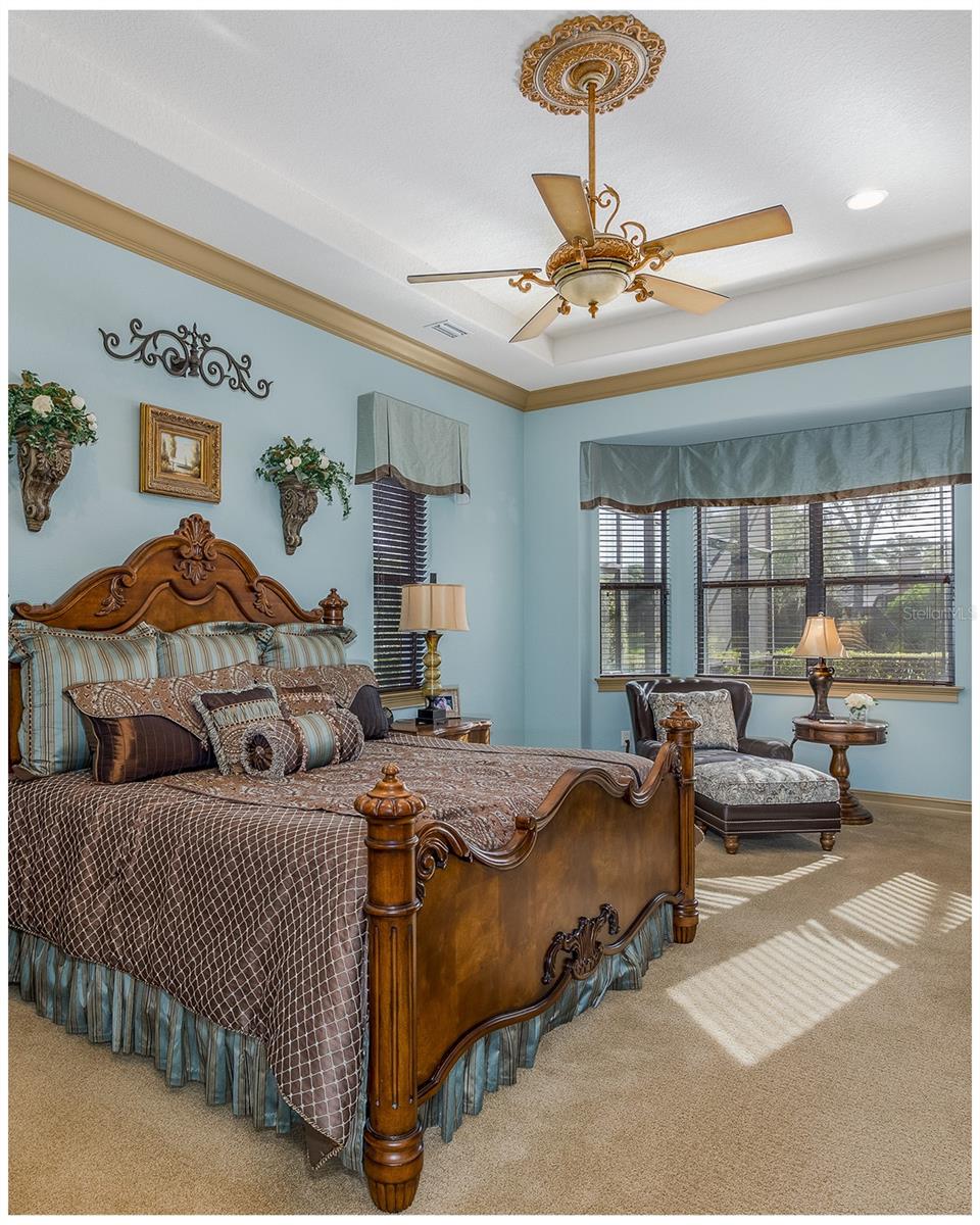 CHAMPIONS CLUB - Residential