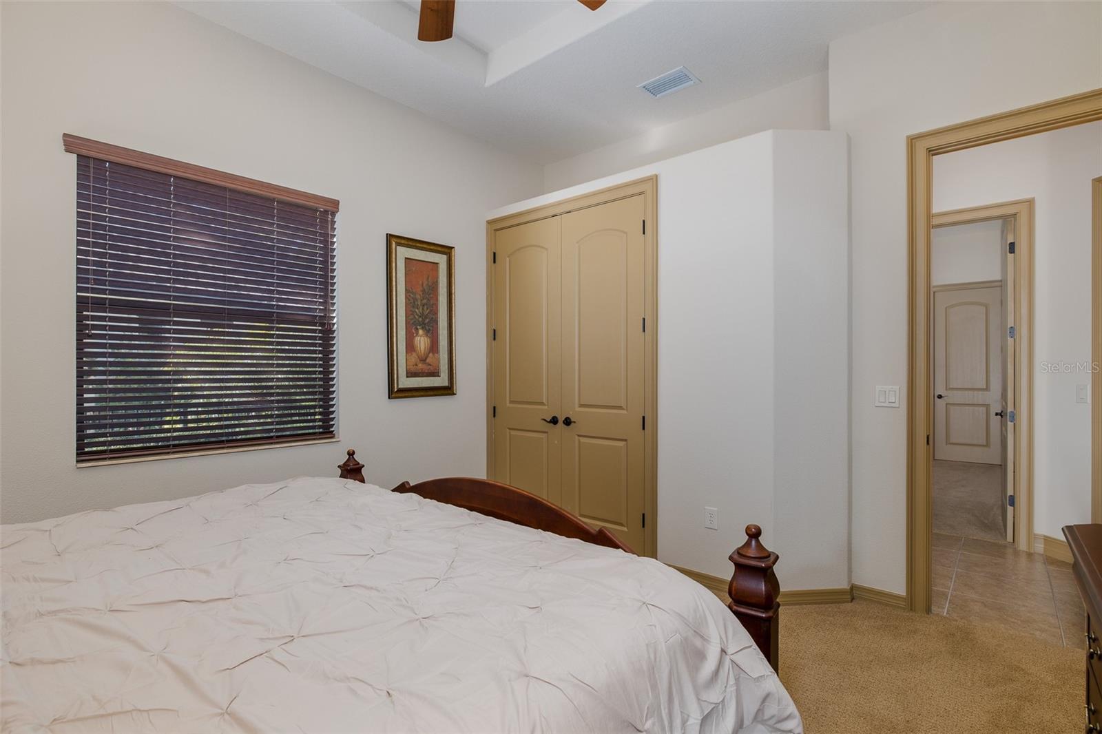 CHAMPIONS CLUB - Residential