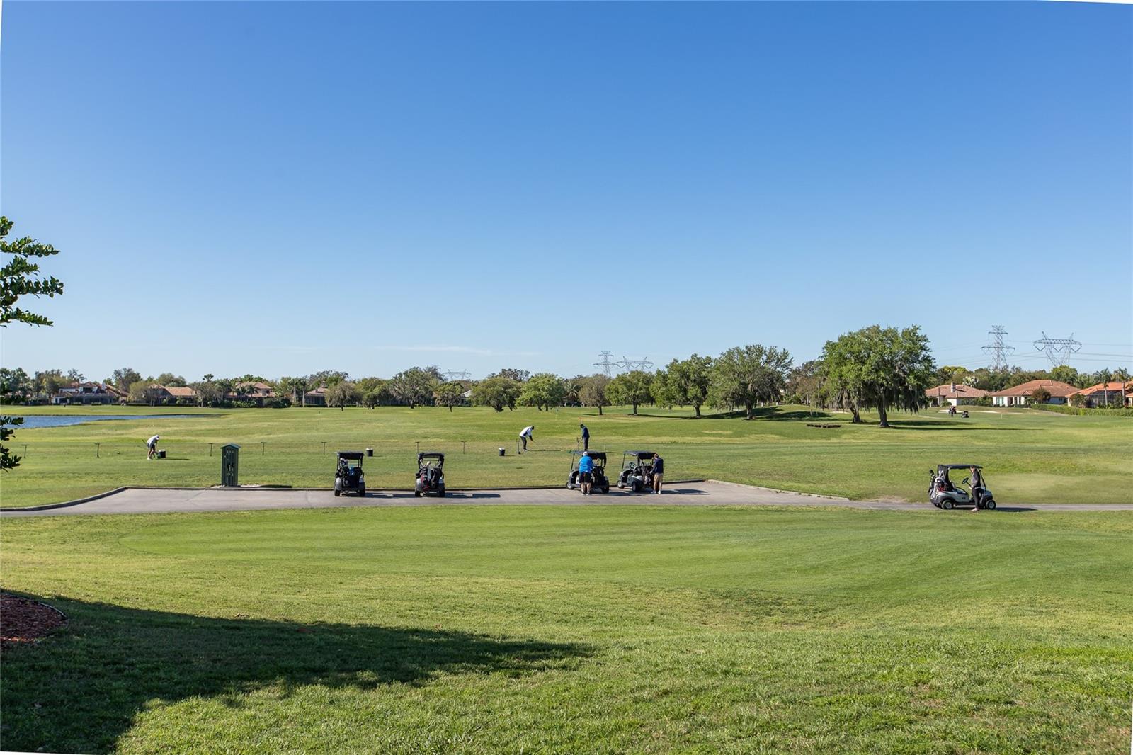 CHAMPIONS CLUB - Residential