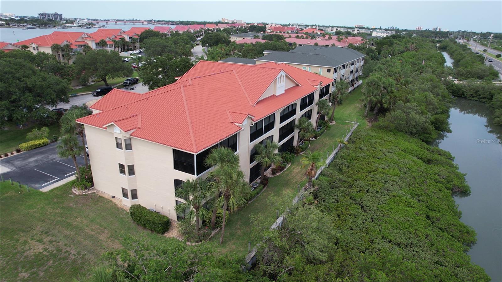 BOUCHELLE ISLAND CONDO - Residential