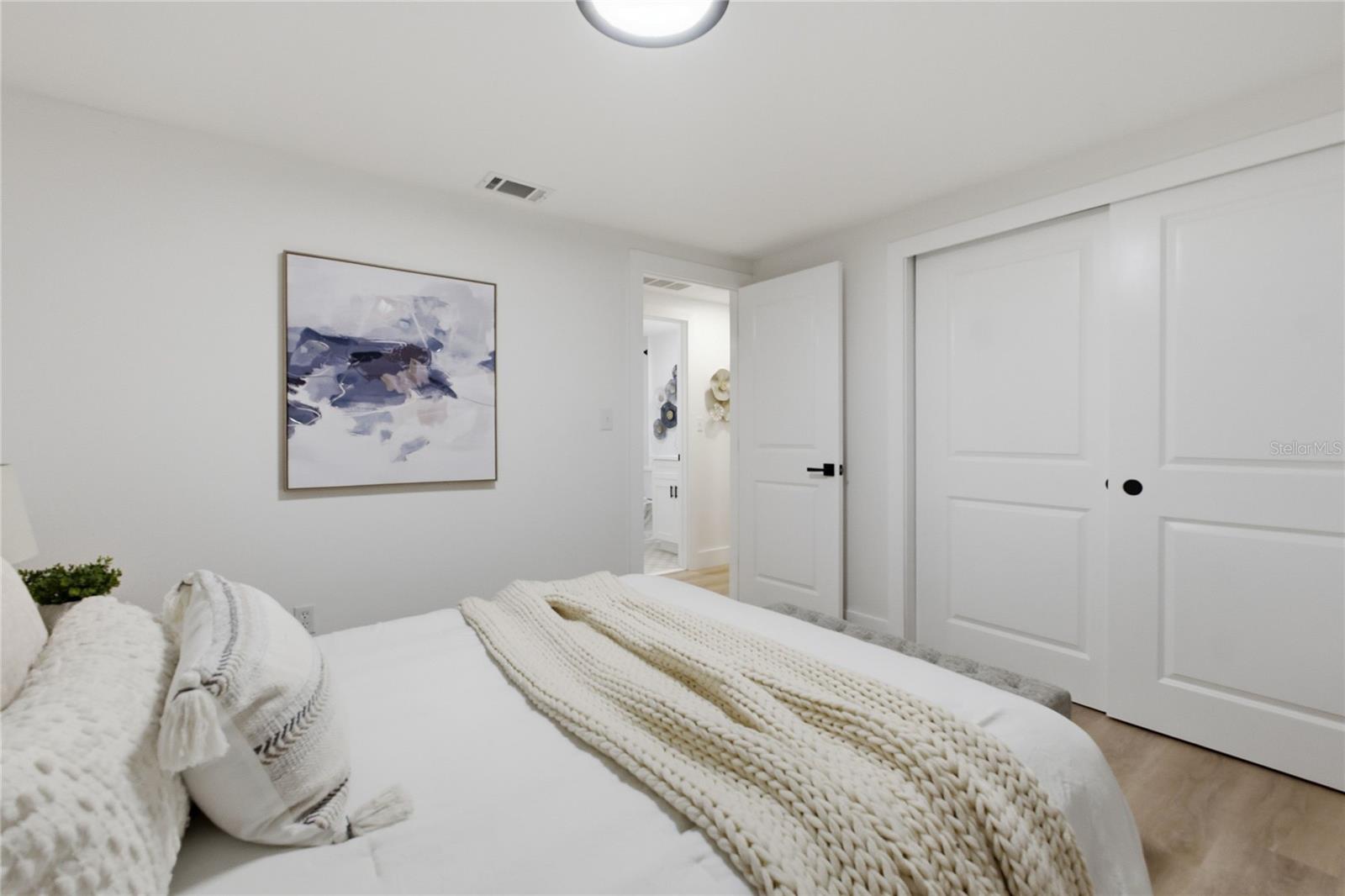 HALGREEN MANOR-UNIT 1 - Residential