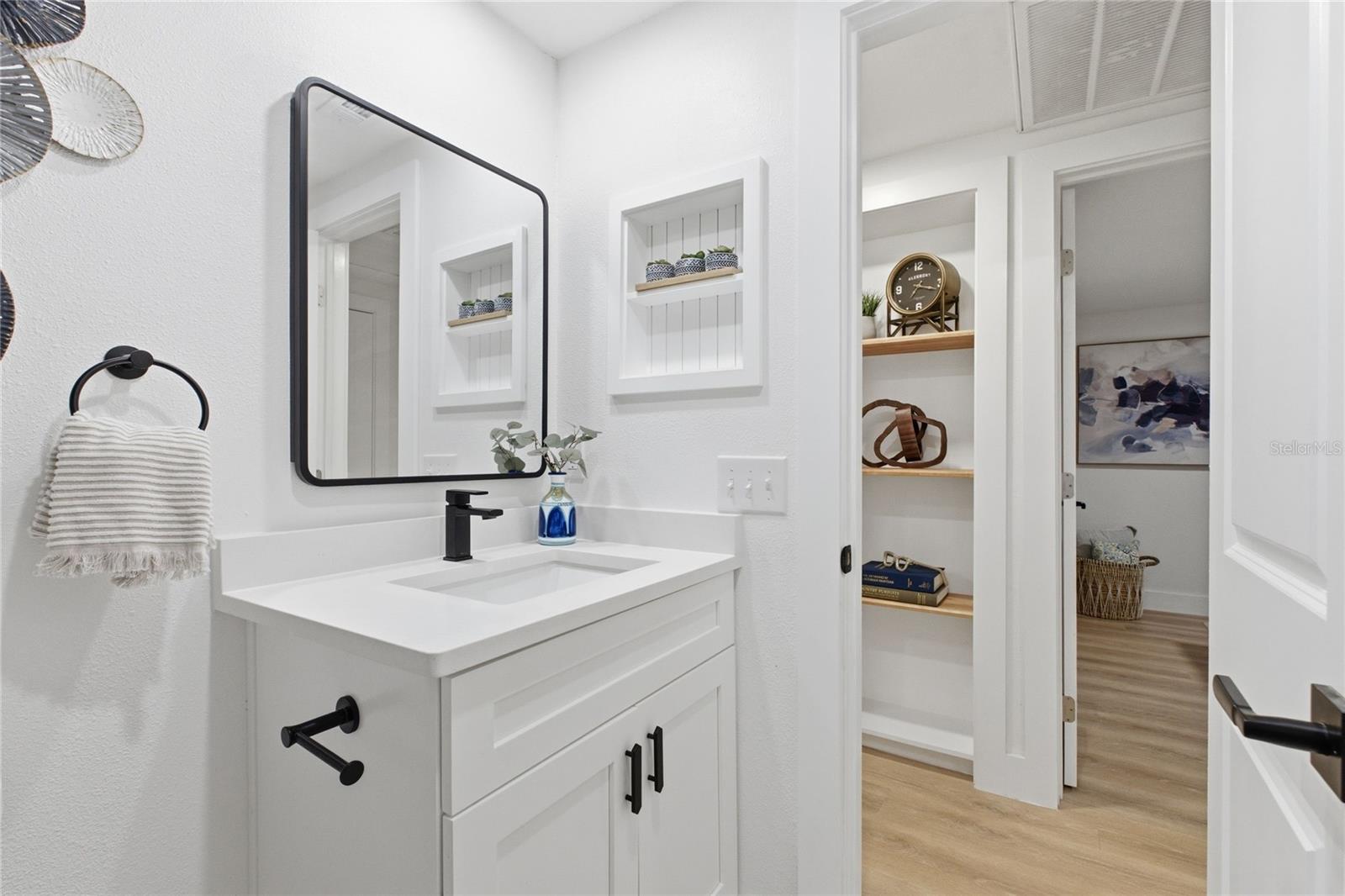 HALGREEN MANOR-UNIT 1 - Residential