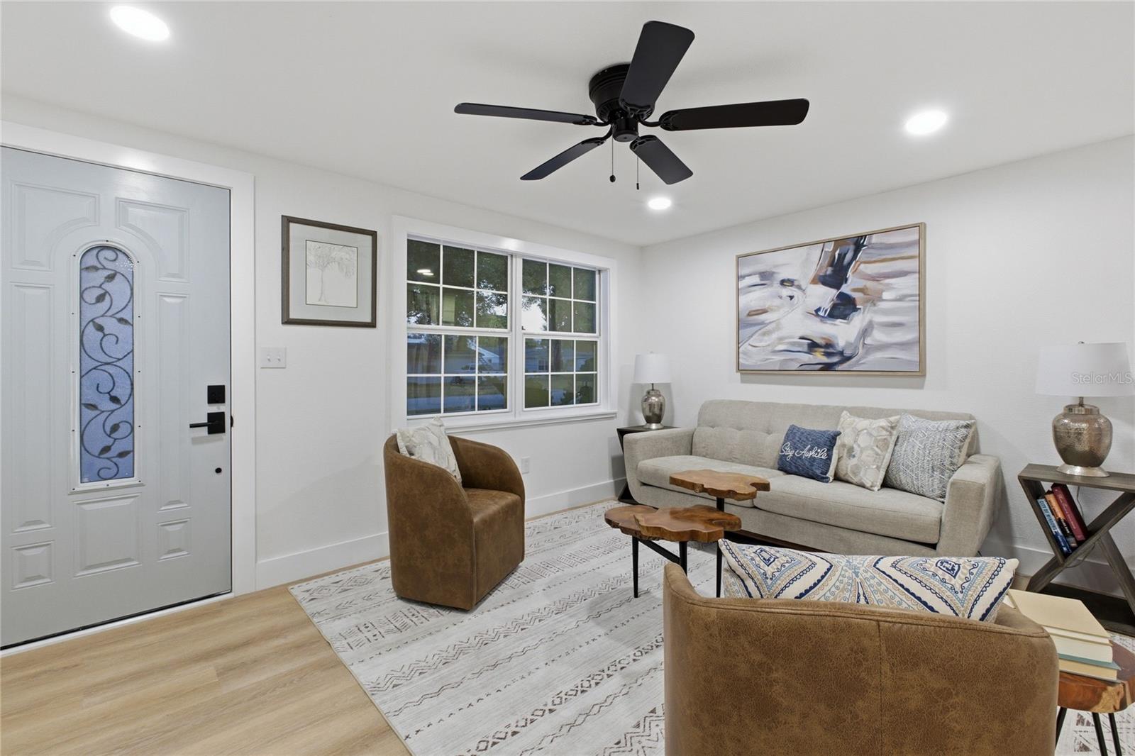 HALGREEN MANOR-UNIT 1 - Residential