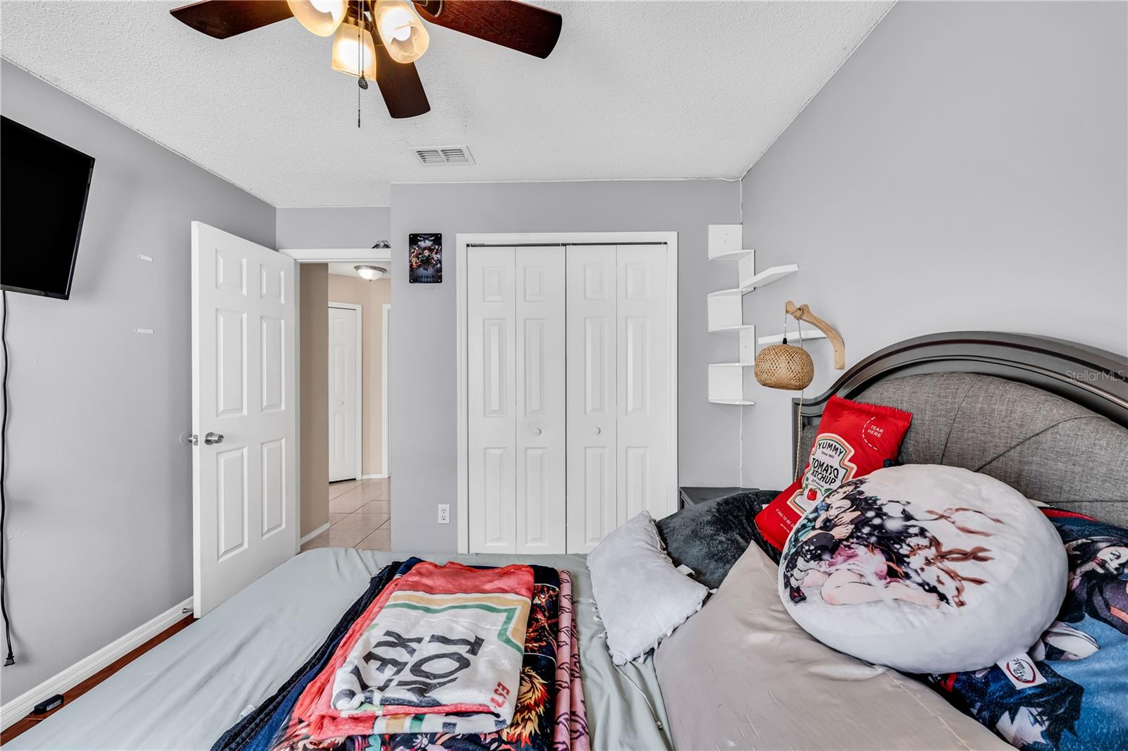 BRIAR BAY - Residential