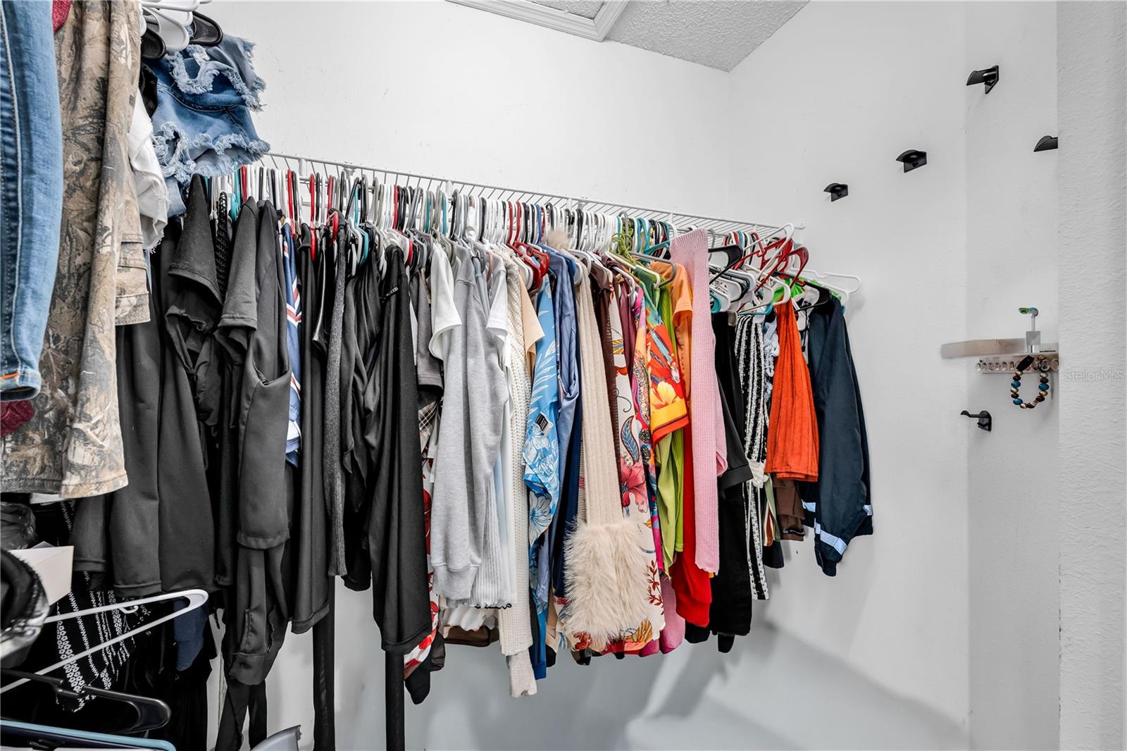 BRIAR BAY - Residential