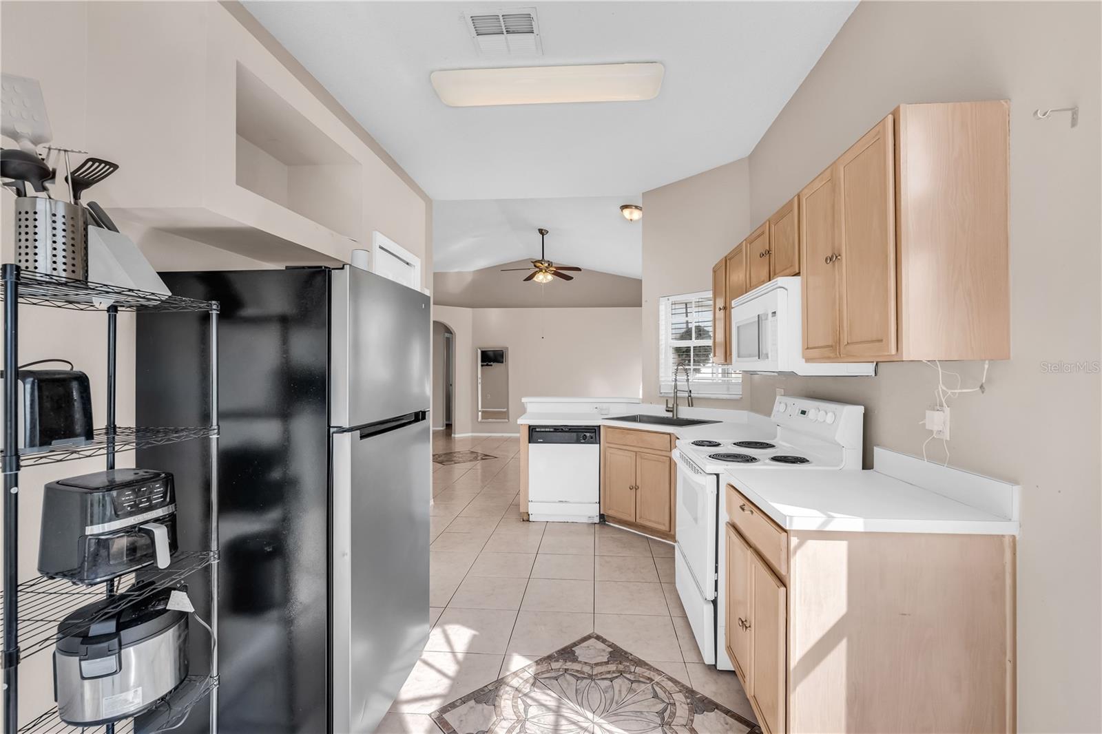 BRIAR BAY - Residential