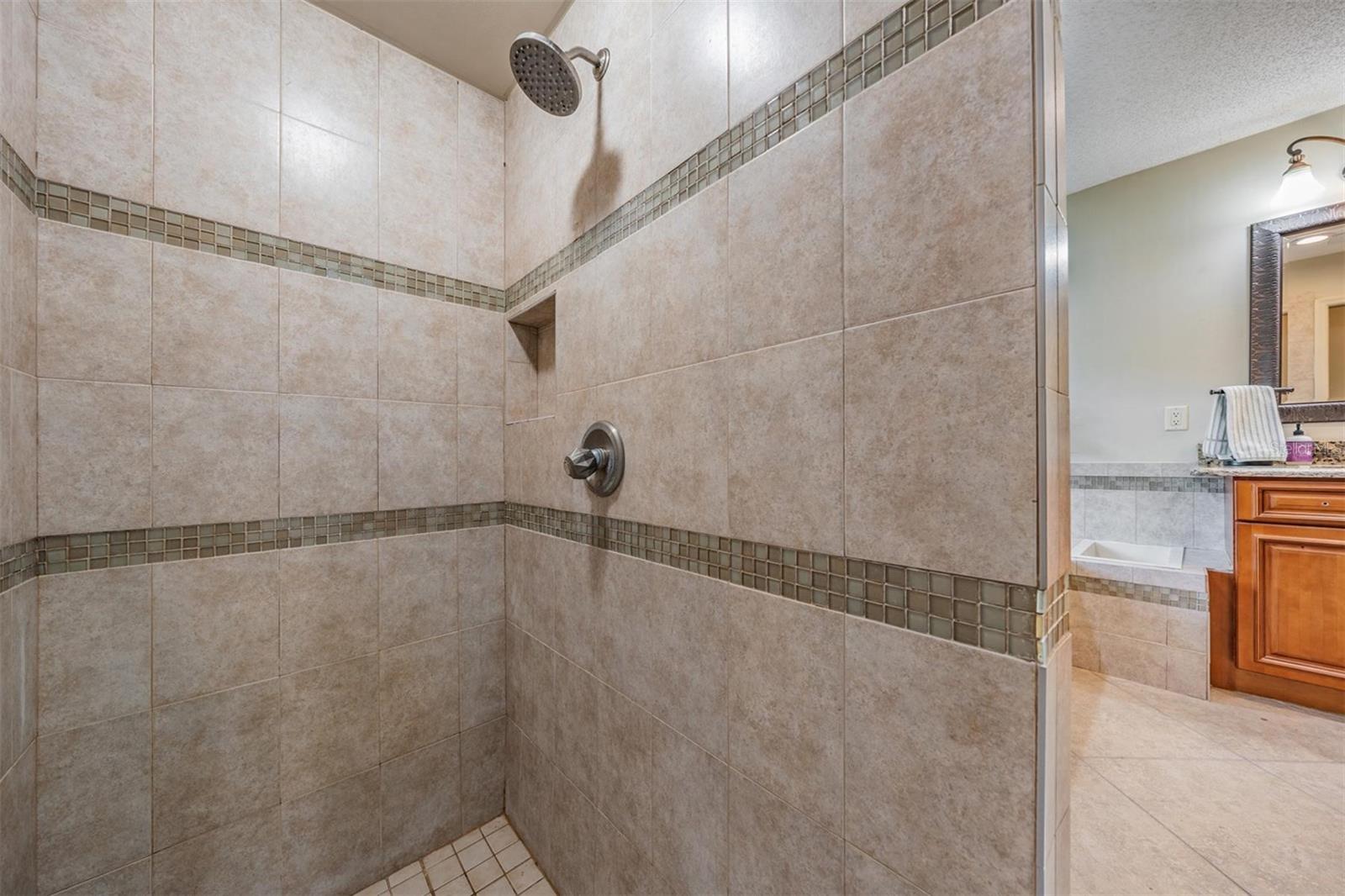 NORTH LAKES SEC G A REPL - Residential