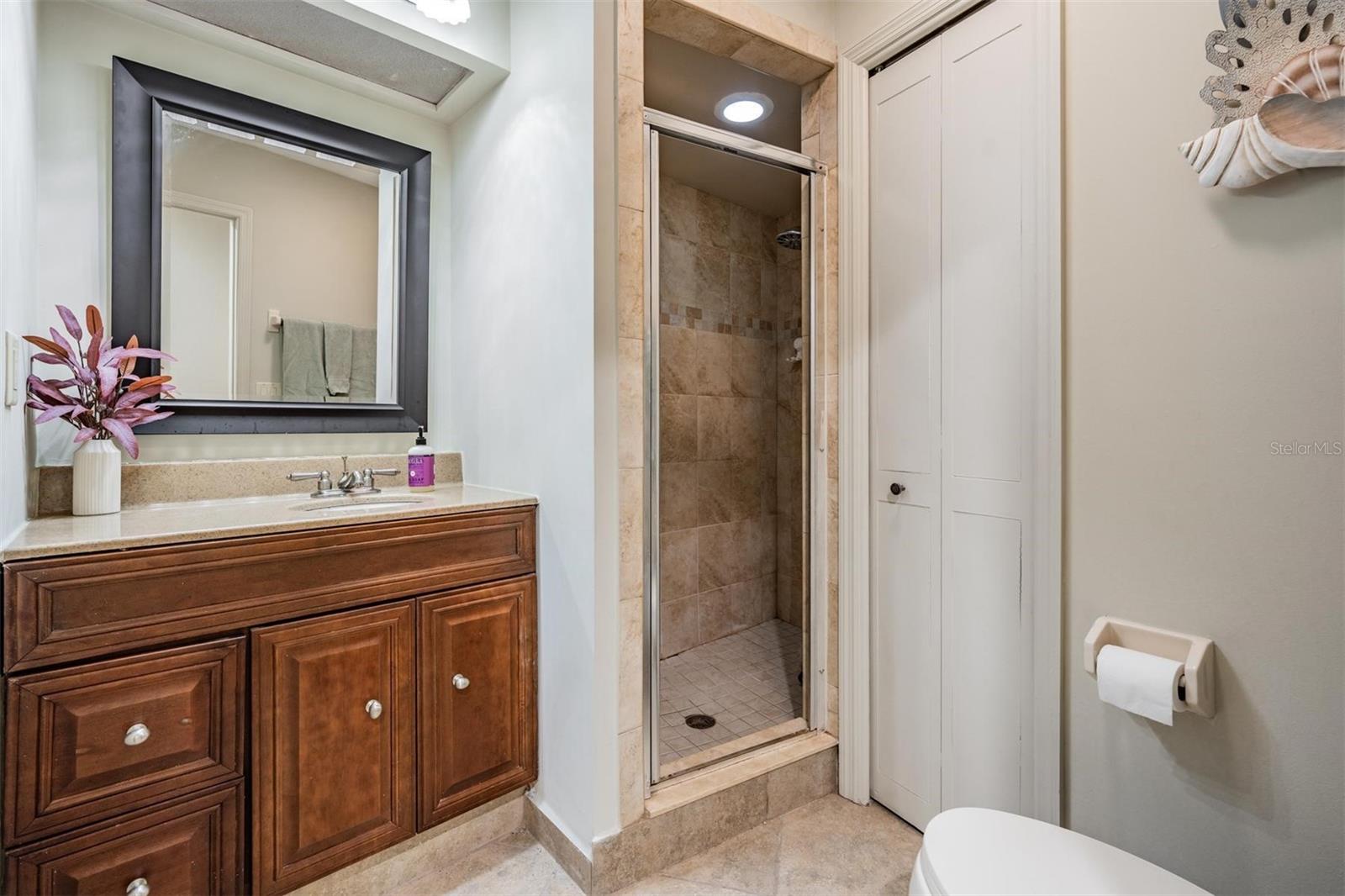 NORTH LAKES SEC G A REPL - Residential