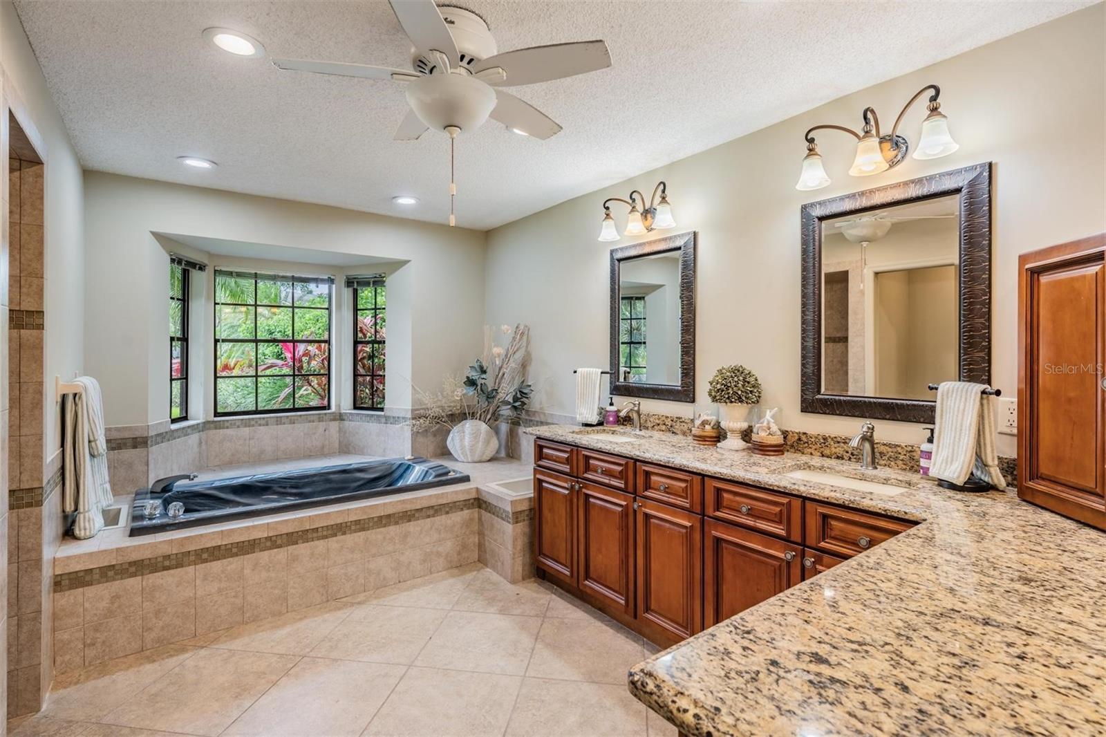 NORTH LAKES SEC G A REPL - Residential