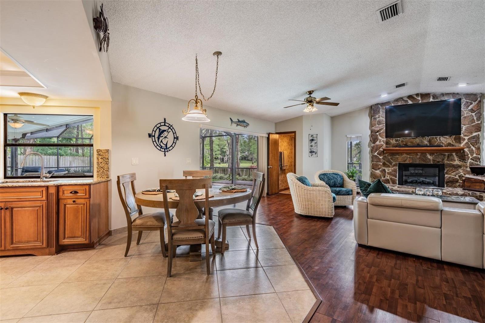 NORTH LAKES SEC G A REPL - Residential