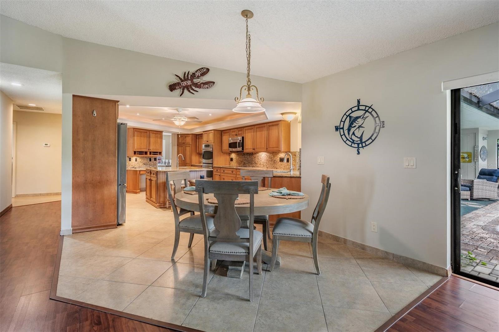 NORTH LAKES SEC G A REPL - Residential