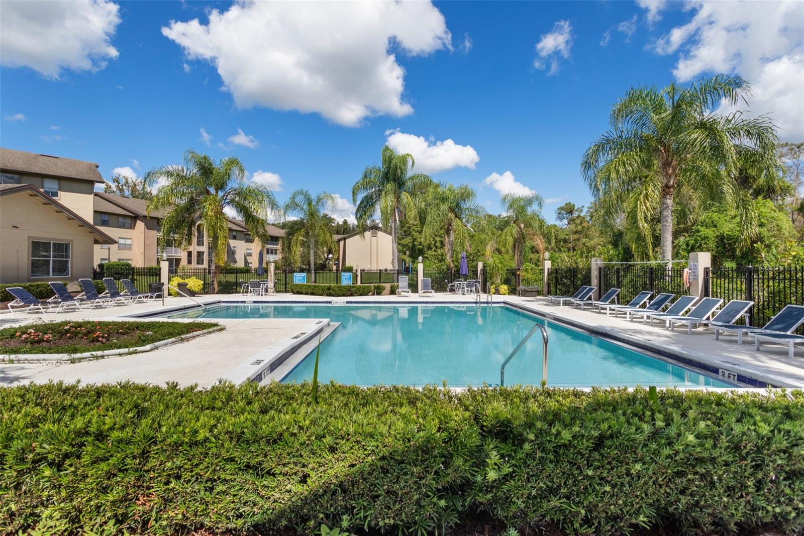 LANDING A CONDO - Residential