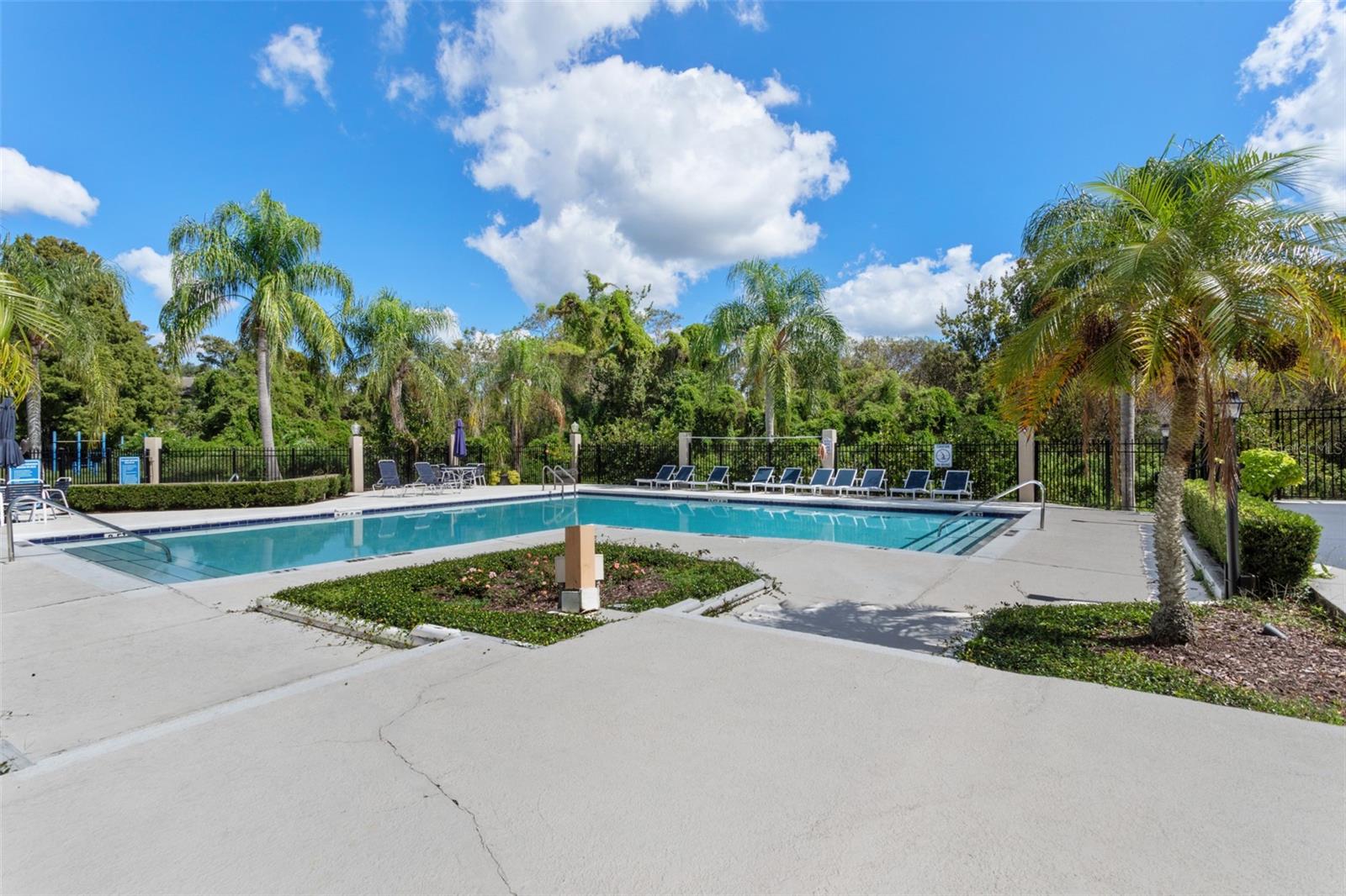 LANDING A CONDO - Residential