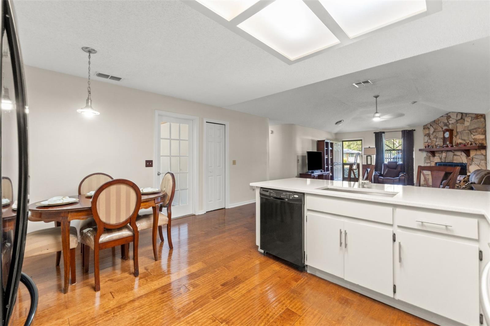 CLUB VILLAS CONDO - Residential