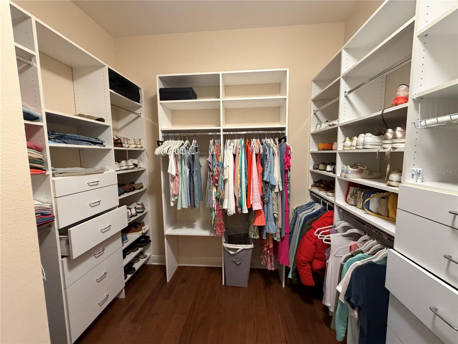 MAGNOLIA POINTE SUB - Residential