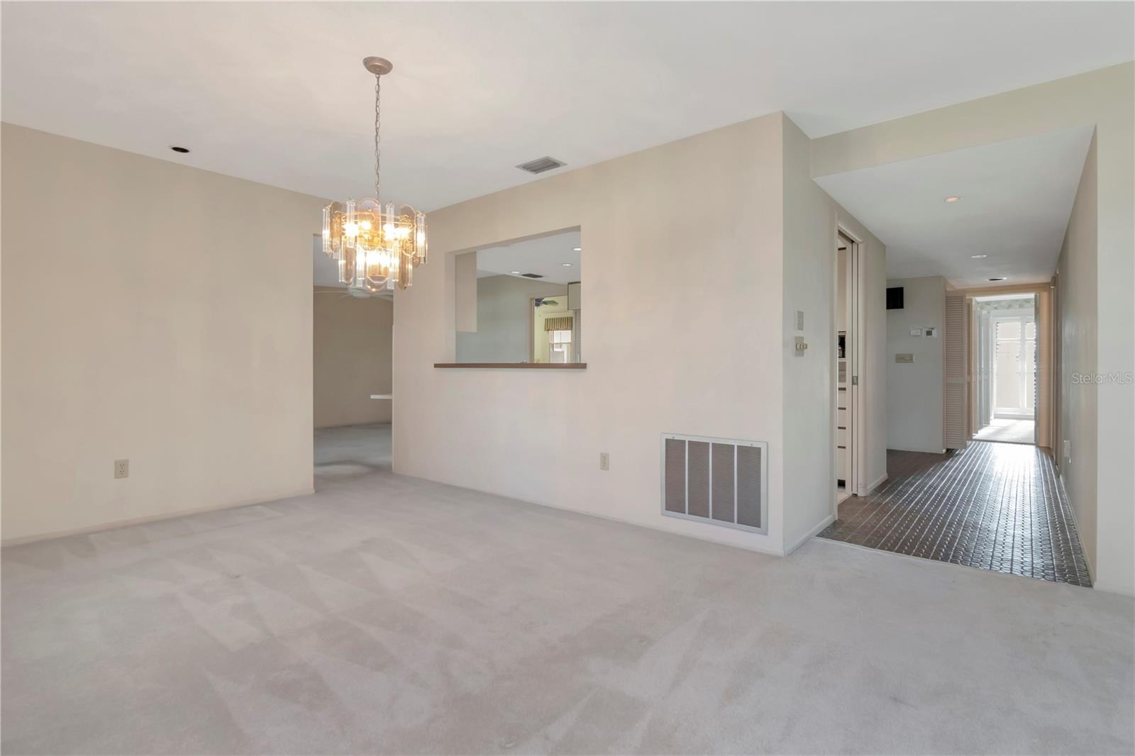 VILLAGE GREEN OF BRADENTON SEC 6 - Residential