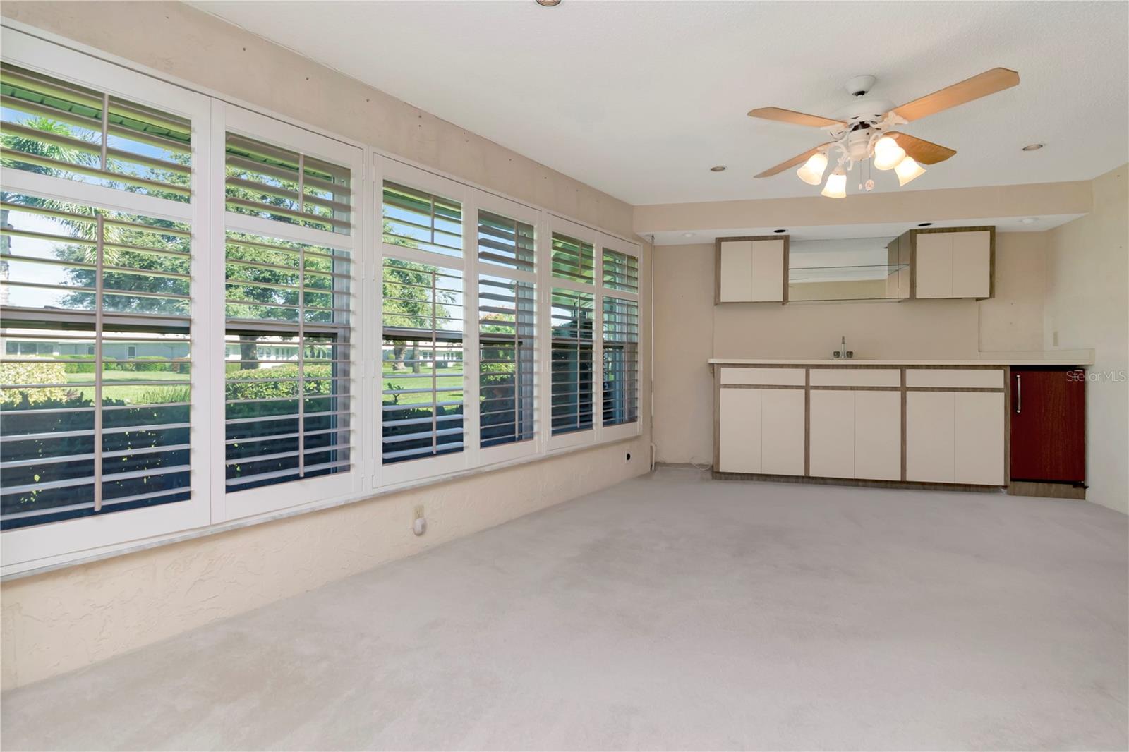 VILLAGE GREEN OF BRADENTON SEC 6 - Residential