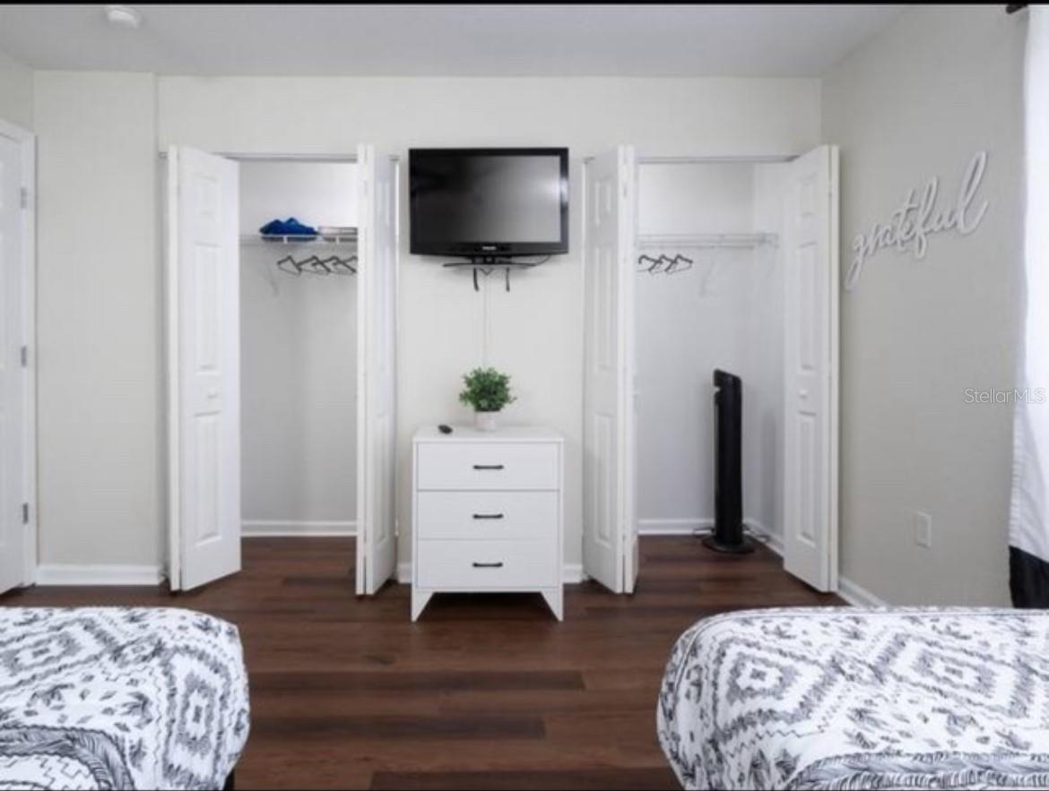 CREEKS EDGE CONDO - Residential