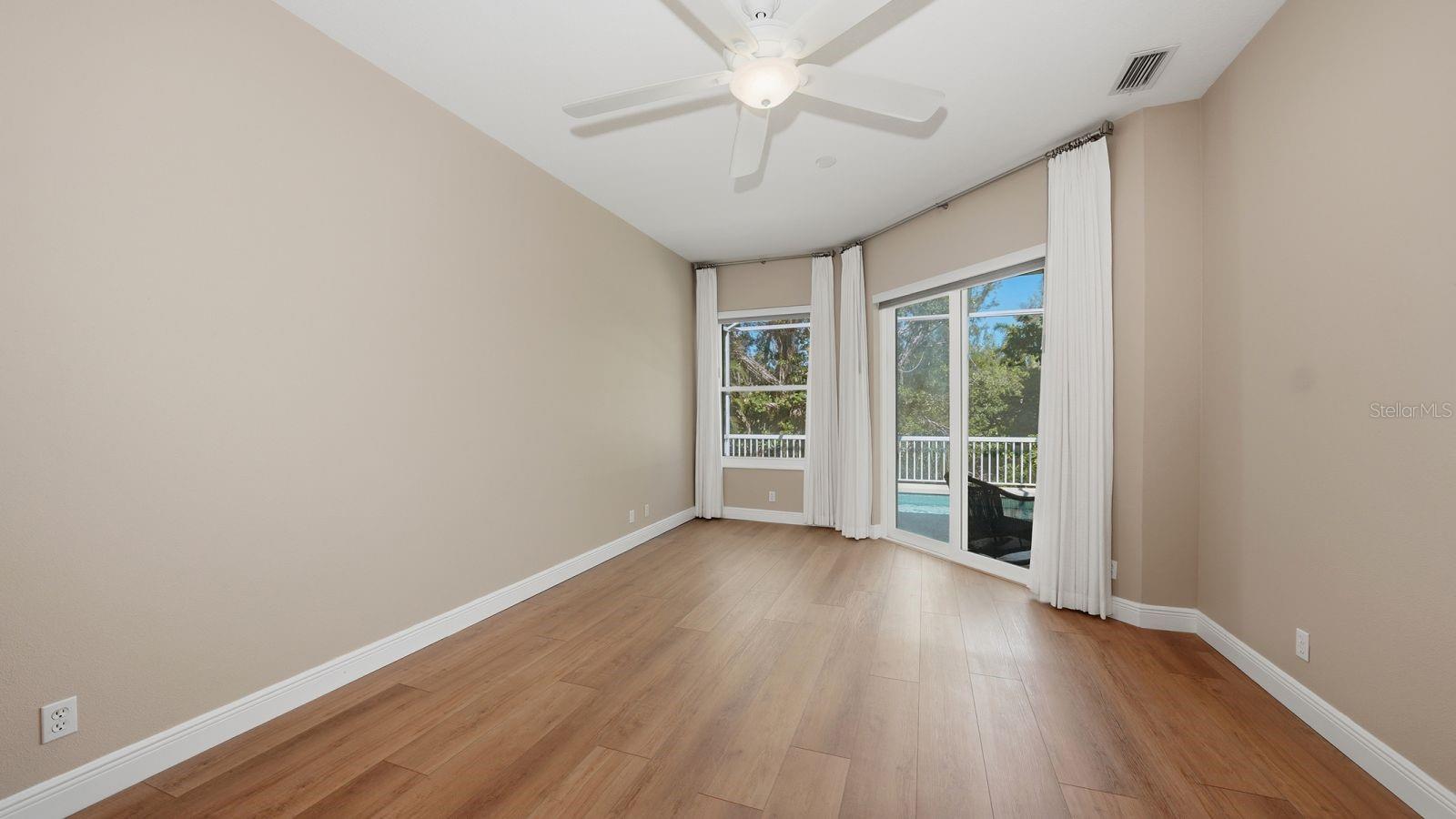 SLEEPY LAGOON PARK - Residential