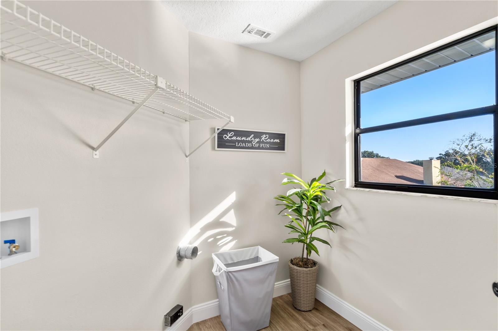 SHENNA HILL - Residential