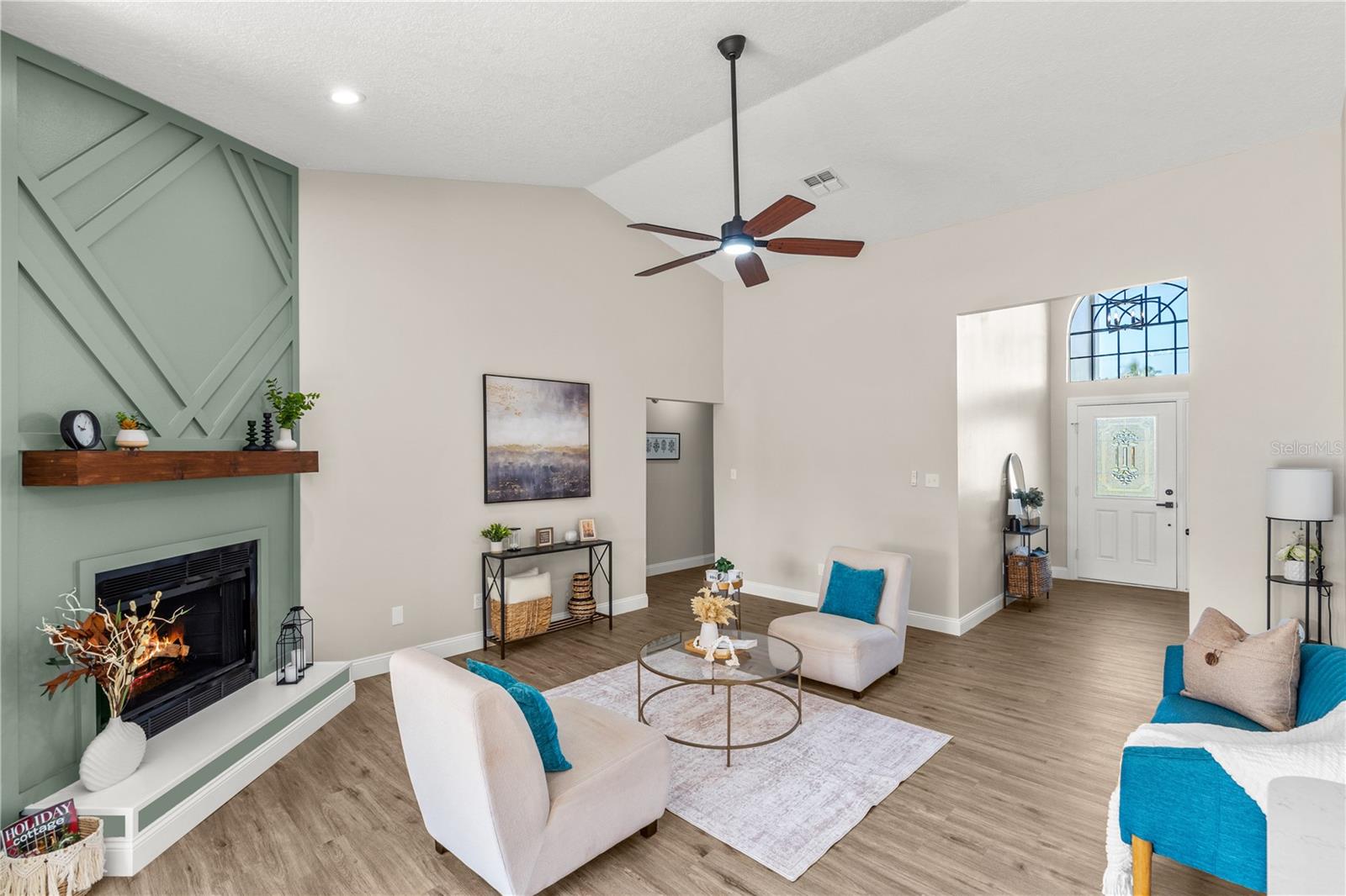 SHENNA HILL - Residential