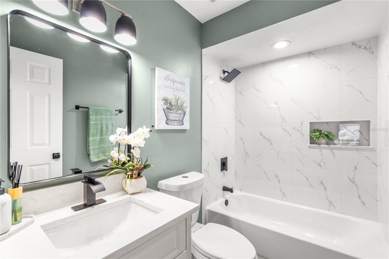 SHENNA HILL - Residential