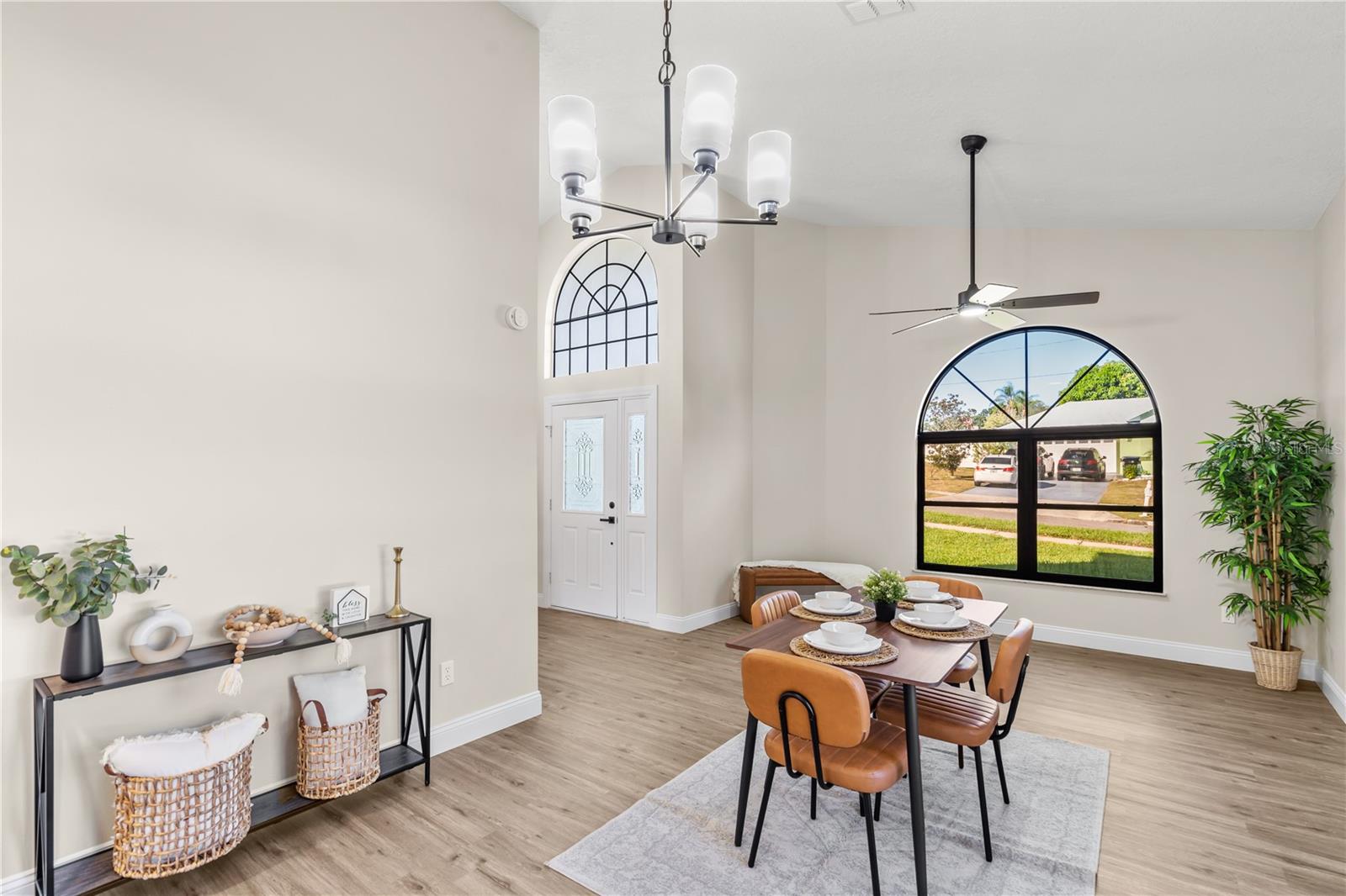 SHENNA HILL - Residential