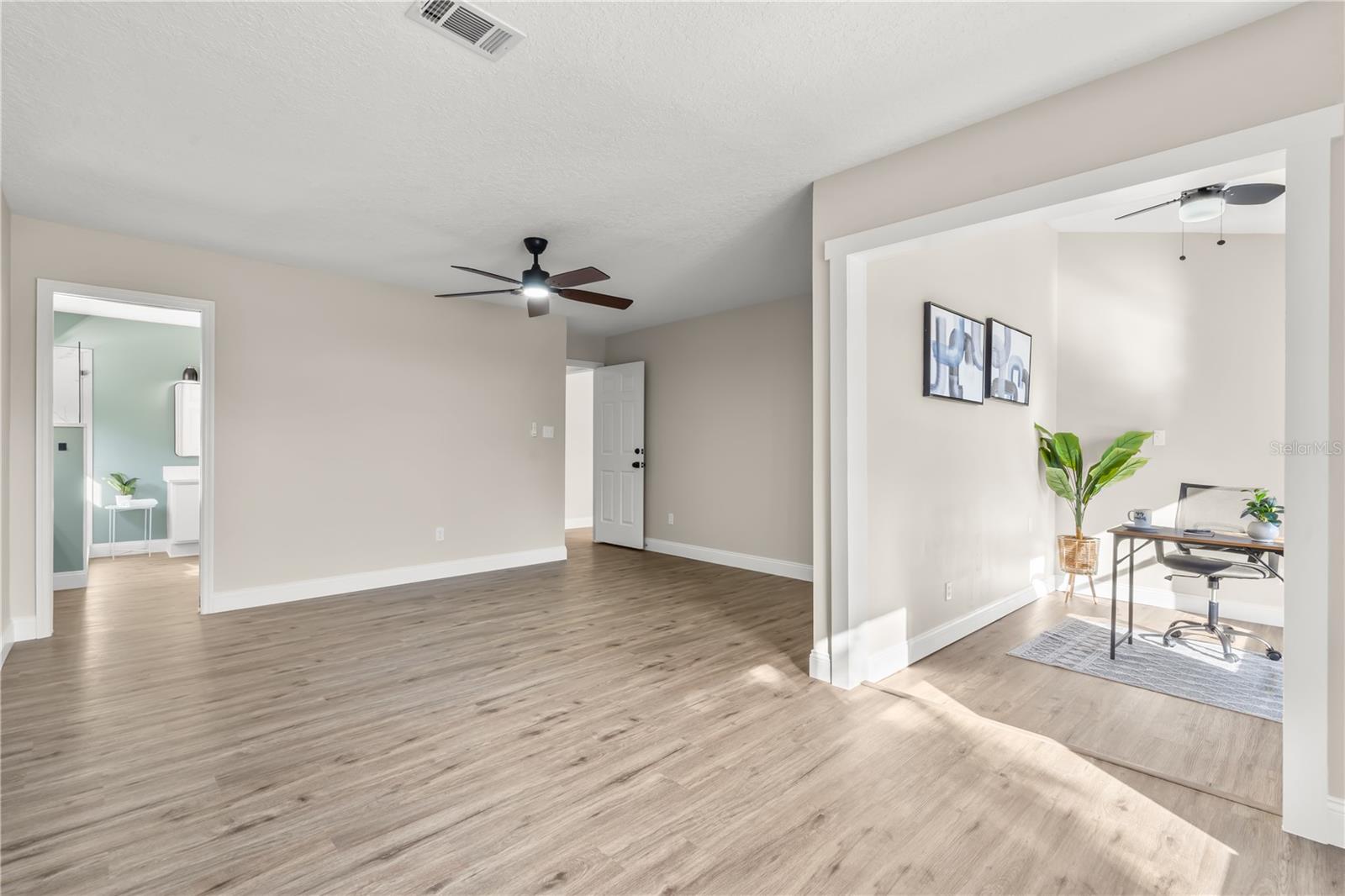 SHENNA HILL - Residential