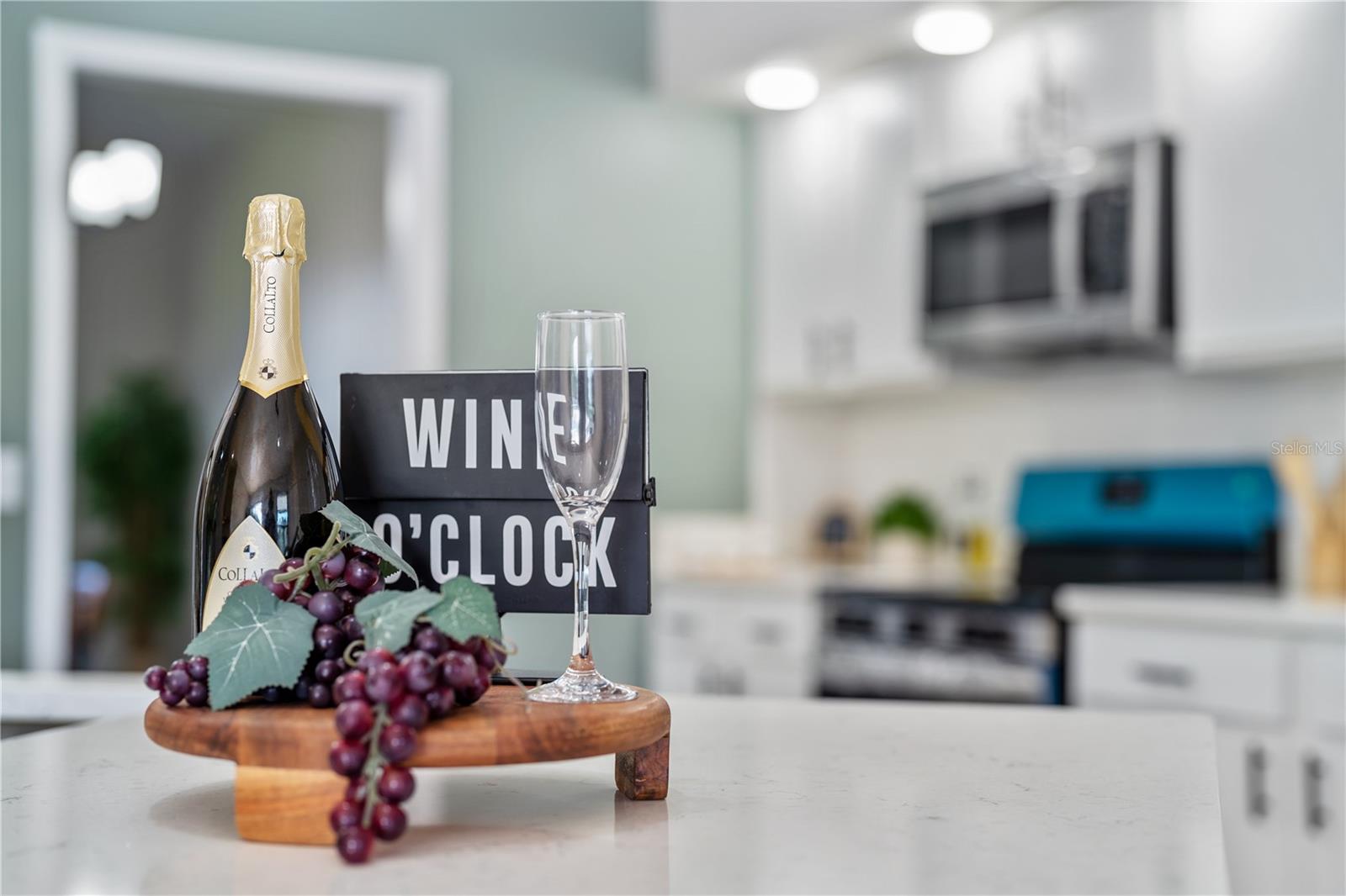 SHENNA HILL - Residential