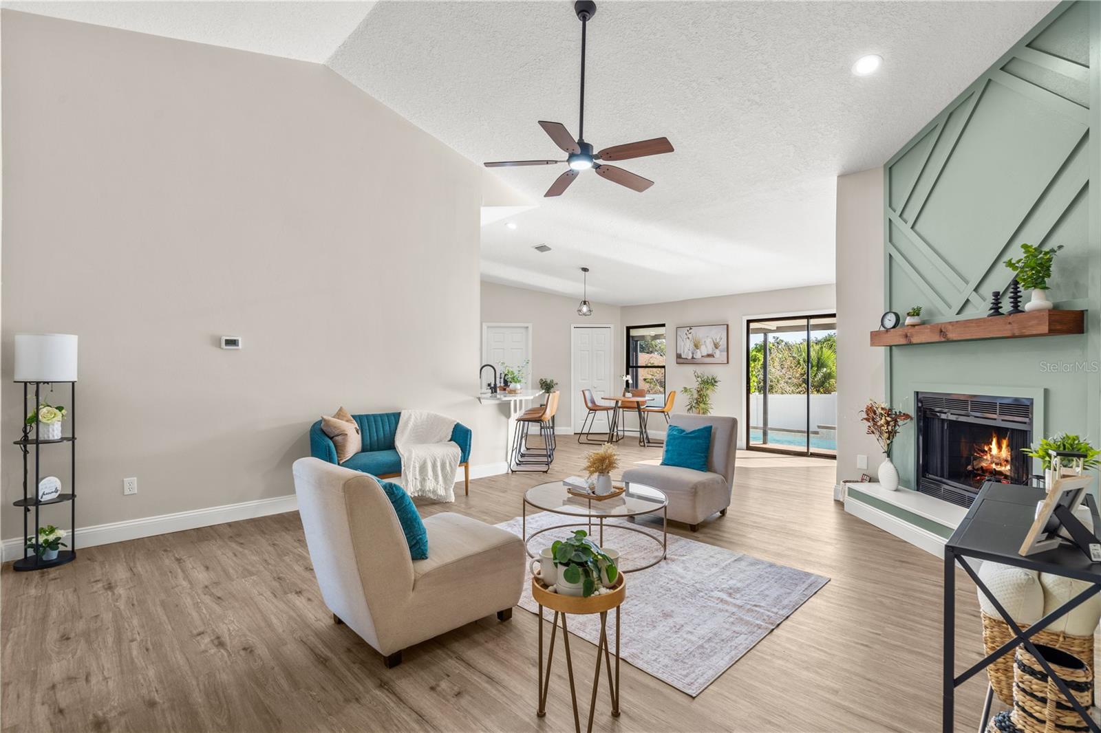 SHENNA HILL - Residential