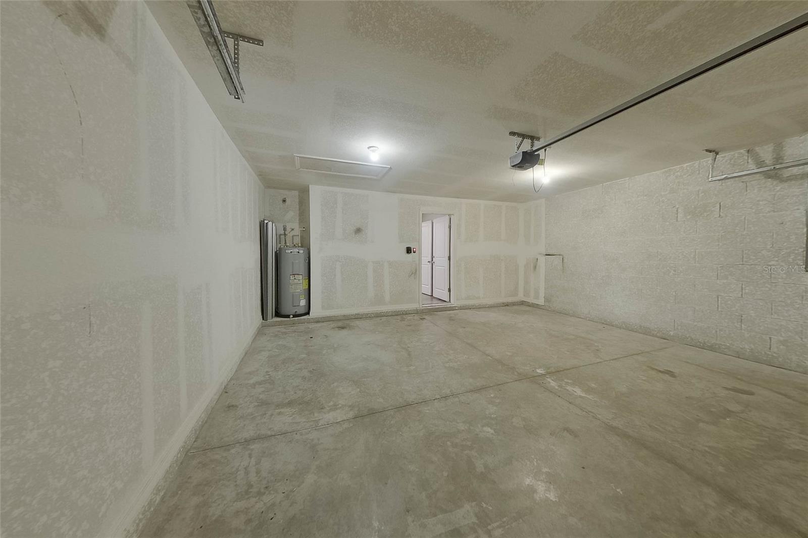 VISTANNA VILLAS - Residential Lease