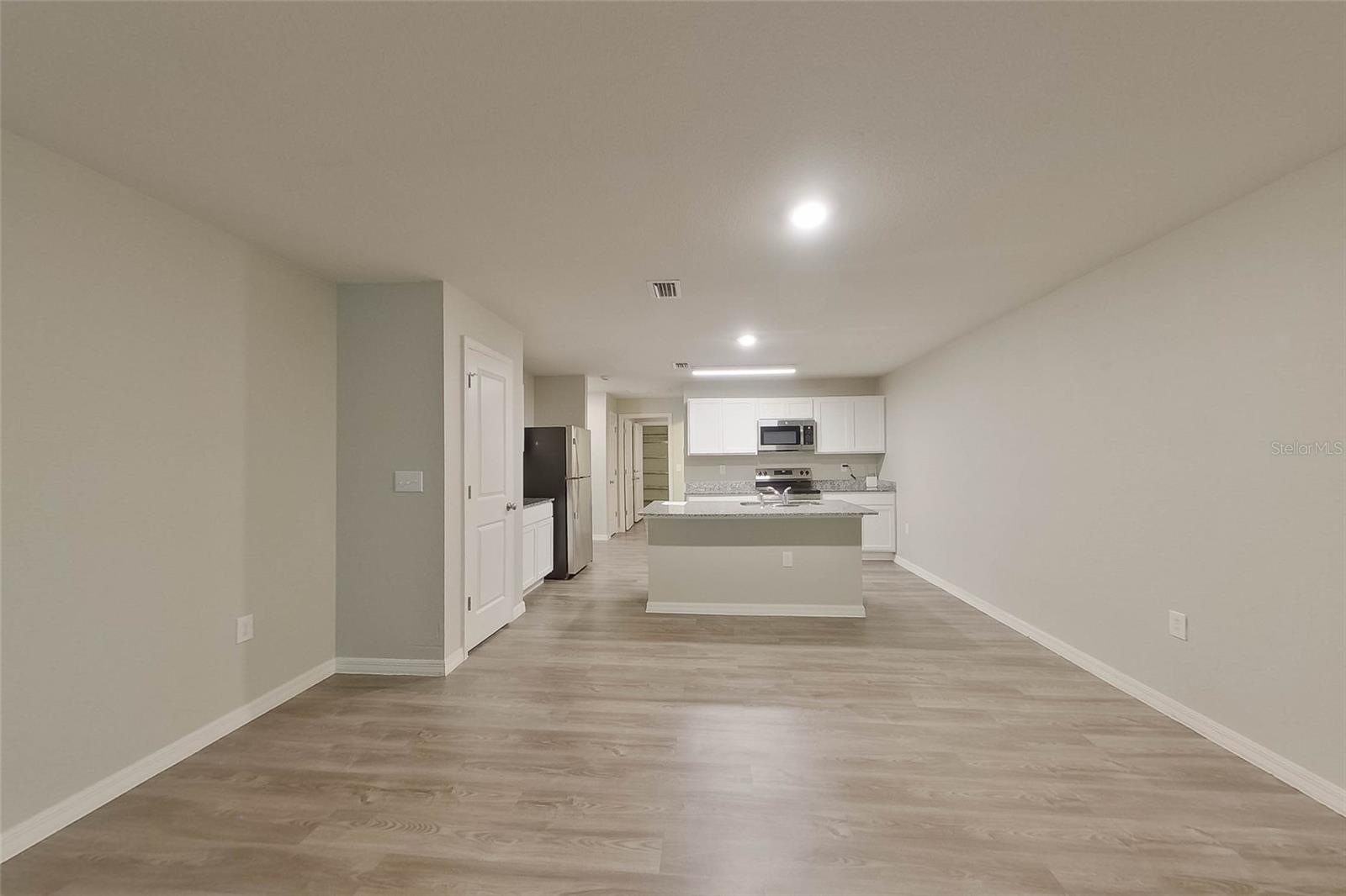 VISTANNA VILLAS - Residential Lease