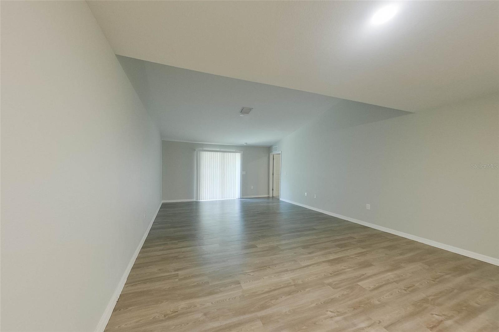 VISTANNA VILLAS - Residential Lease