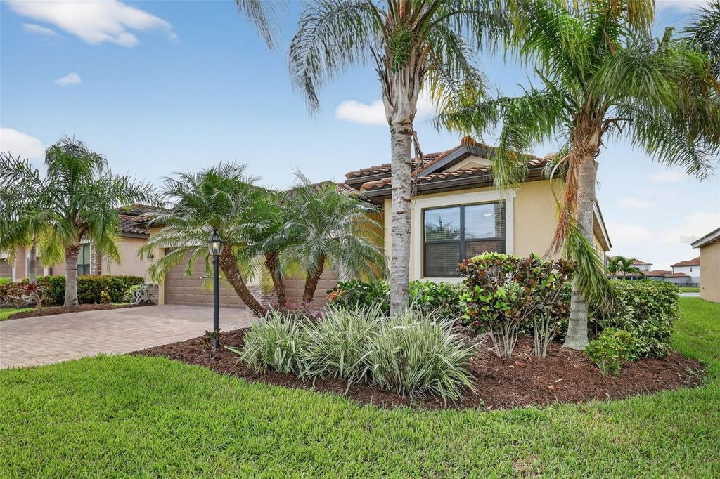 Photo of 3811 Scrub Creek Run, Bradenton, FL 34211 (MLS # A4665642)