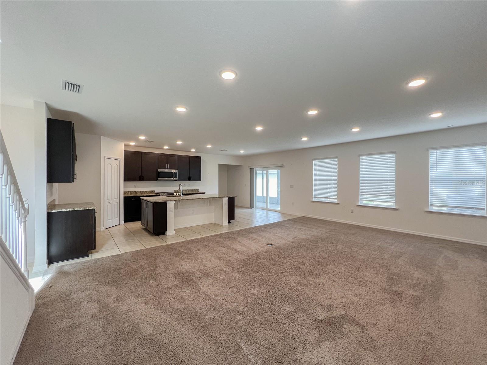 AVALON WOODS - Residential