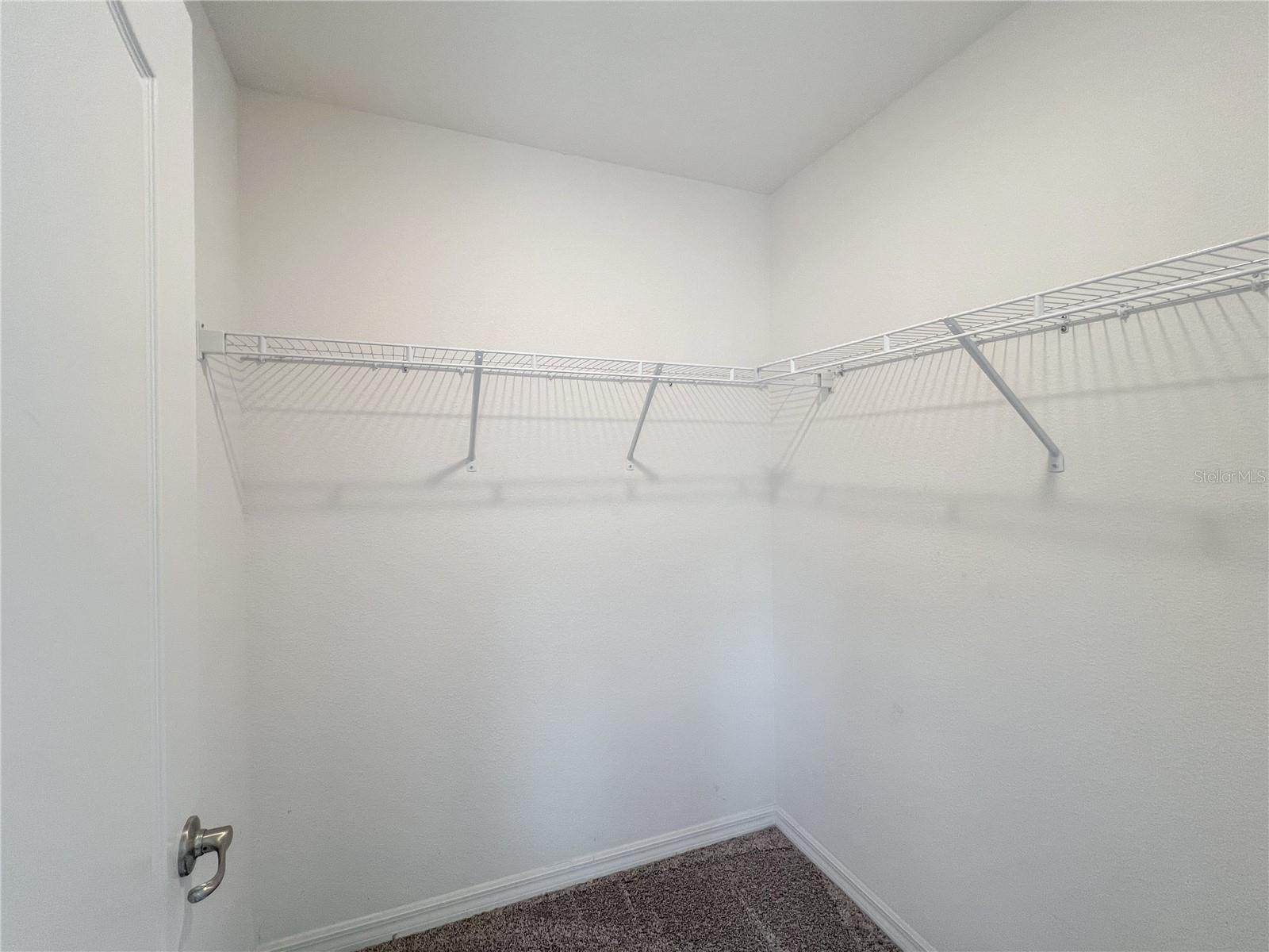 AVALON WOODS - Residential