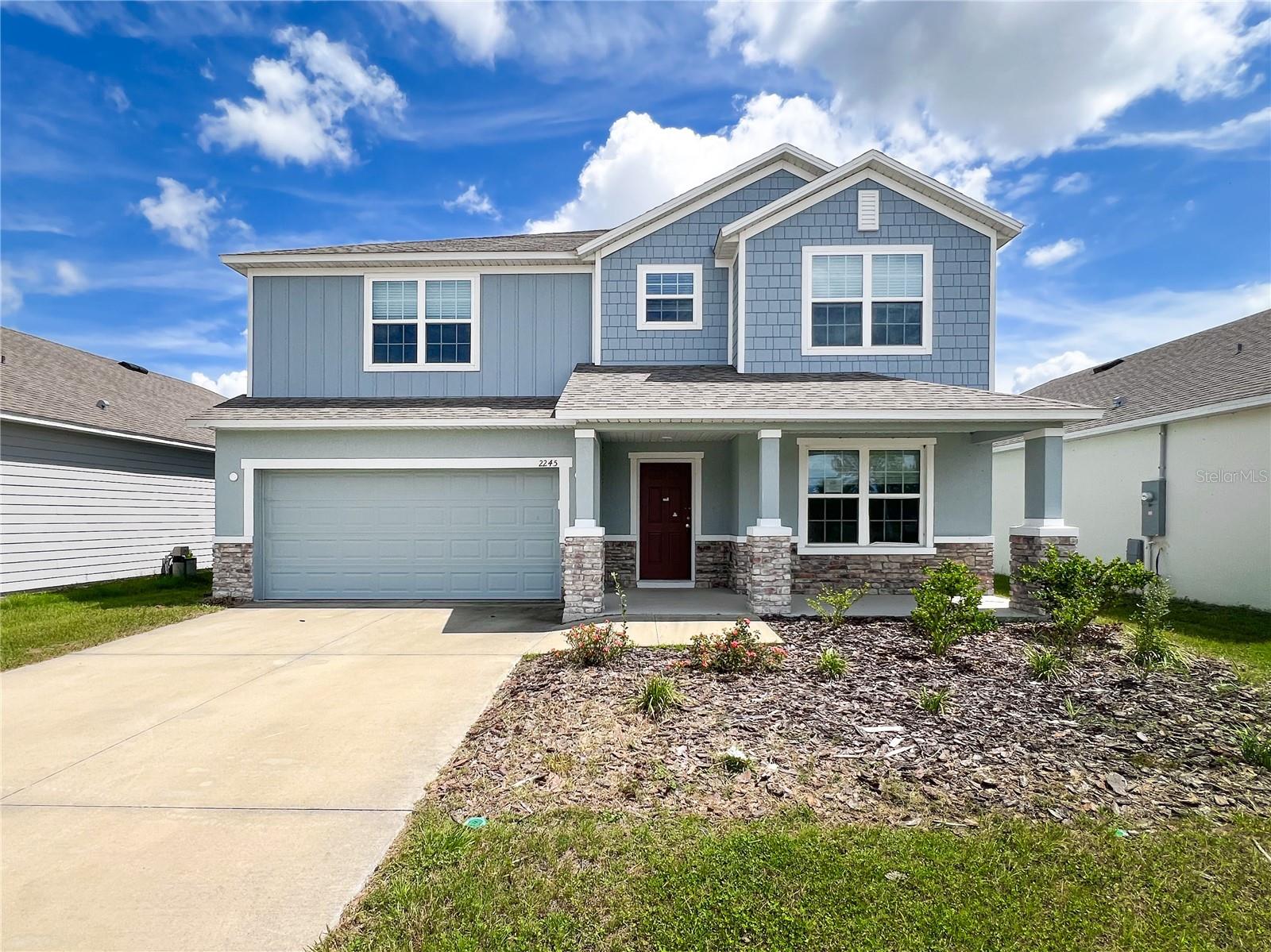 AVALON WOODS - Residential