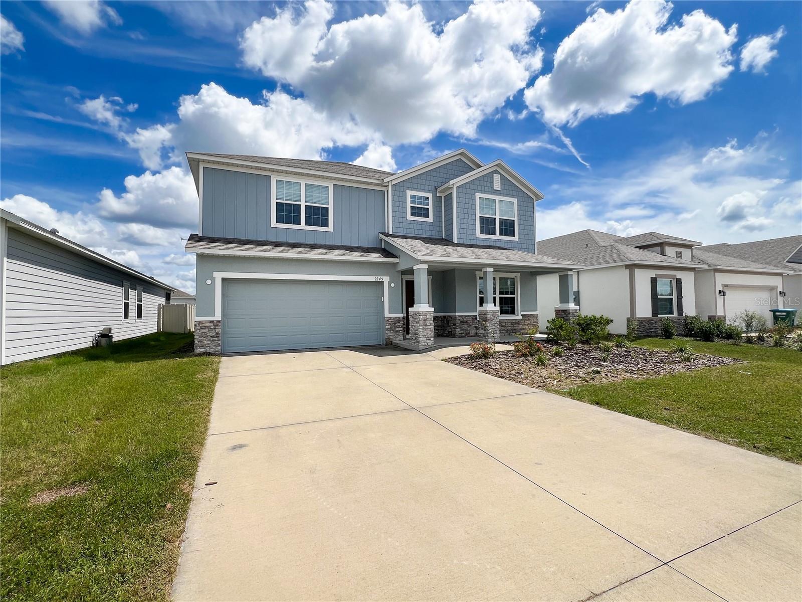 AVALON WOODS - Residential