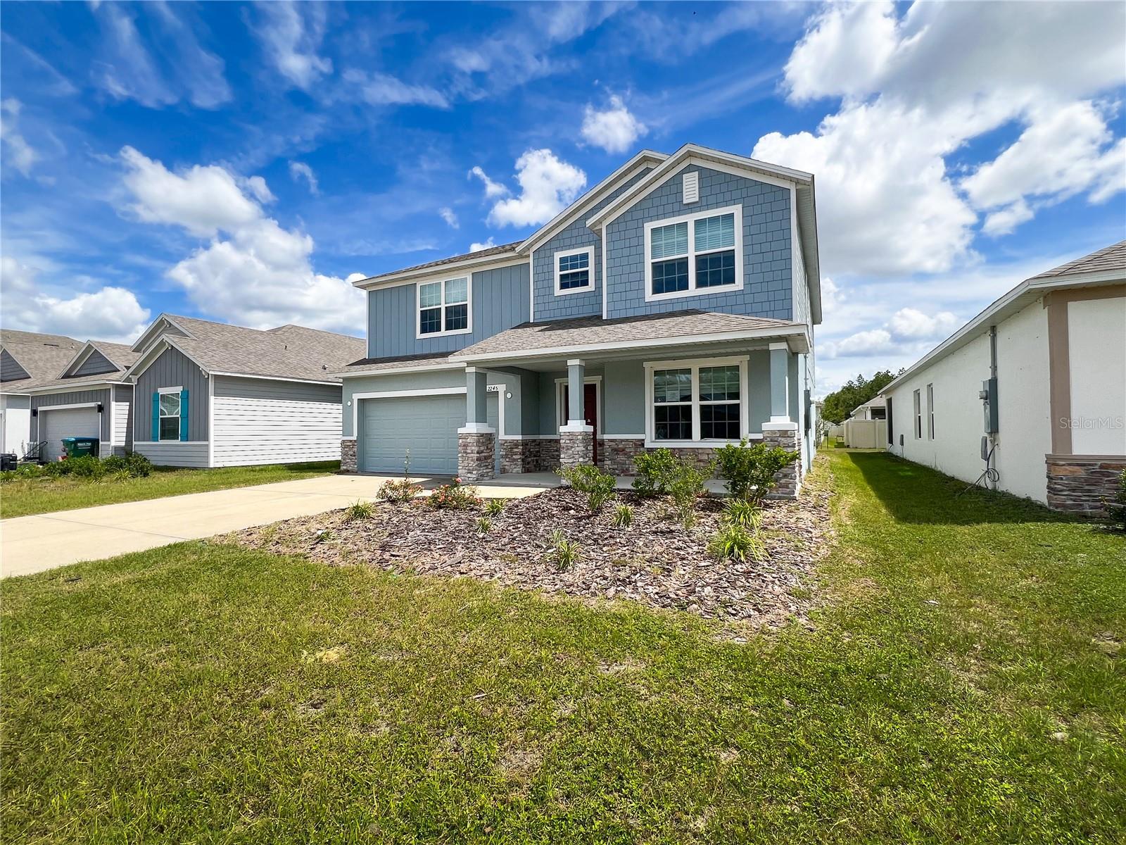 AVALON WOODS - Residential