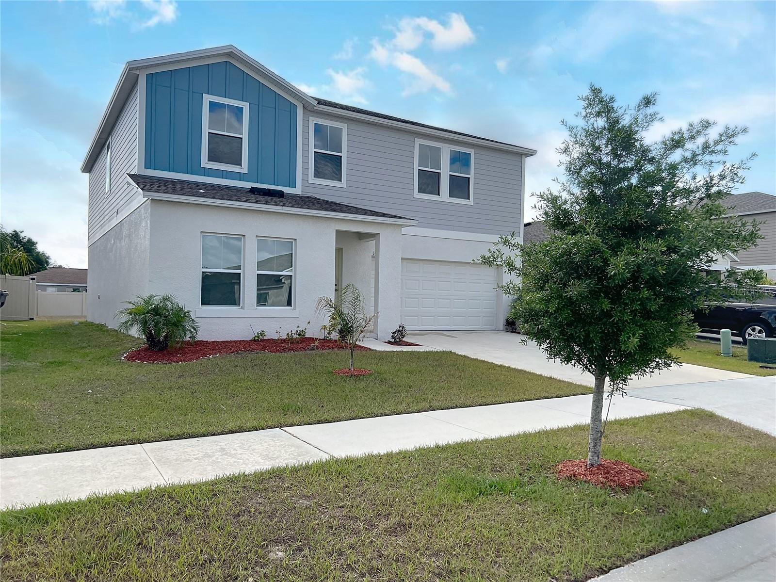 1404 AXEL CIRCLE