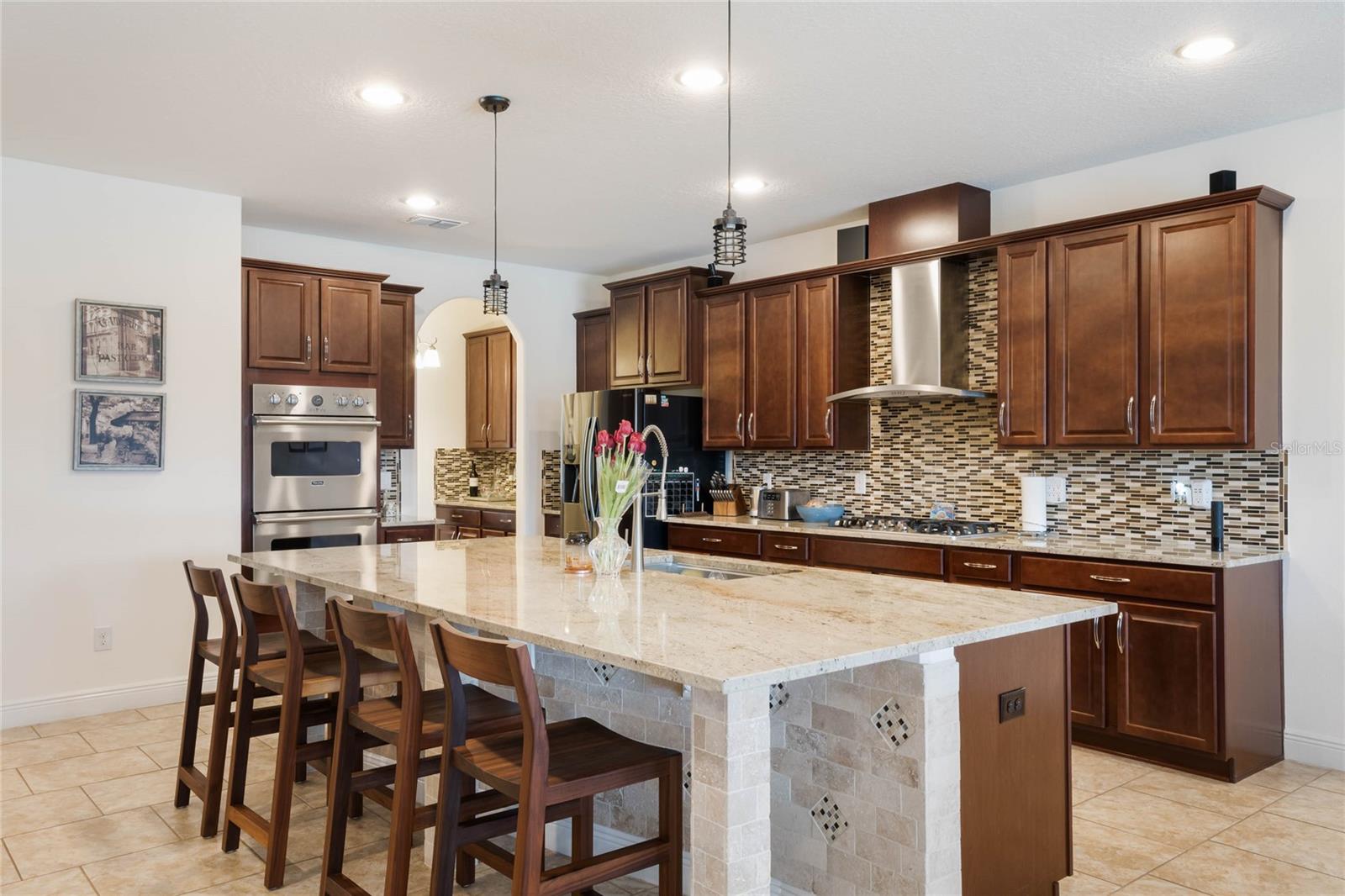 6020 MARLEON DRIVE