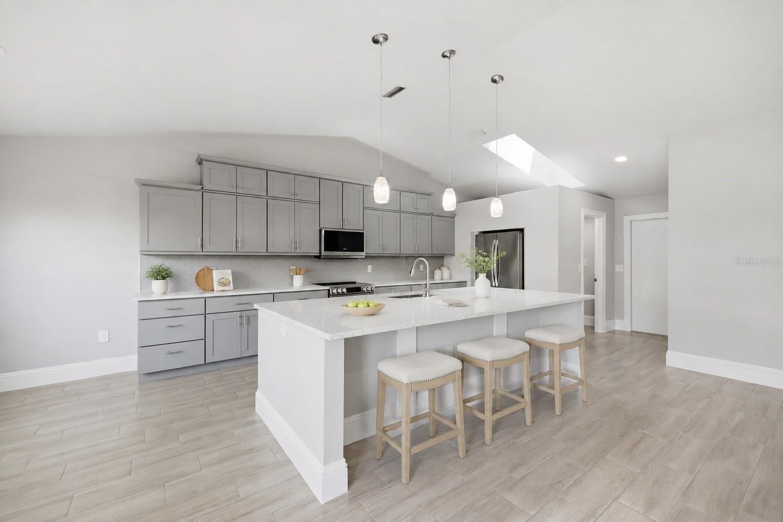 4112 VALLARTA COURT 3041