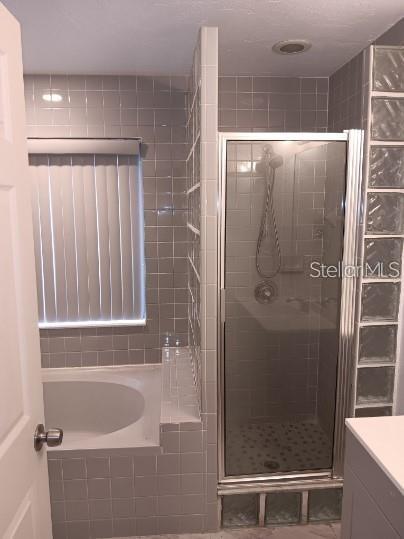 LOCKWOOD MEADOWS - Residential Lease