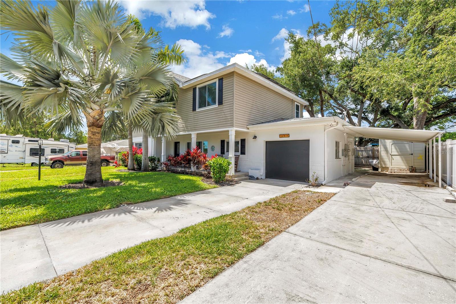 EDGEWATER ESTATES - Residential