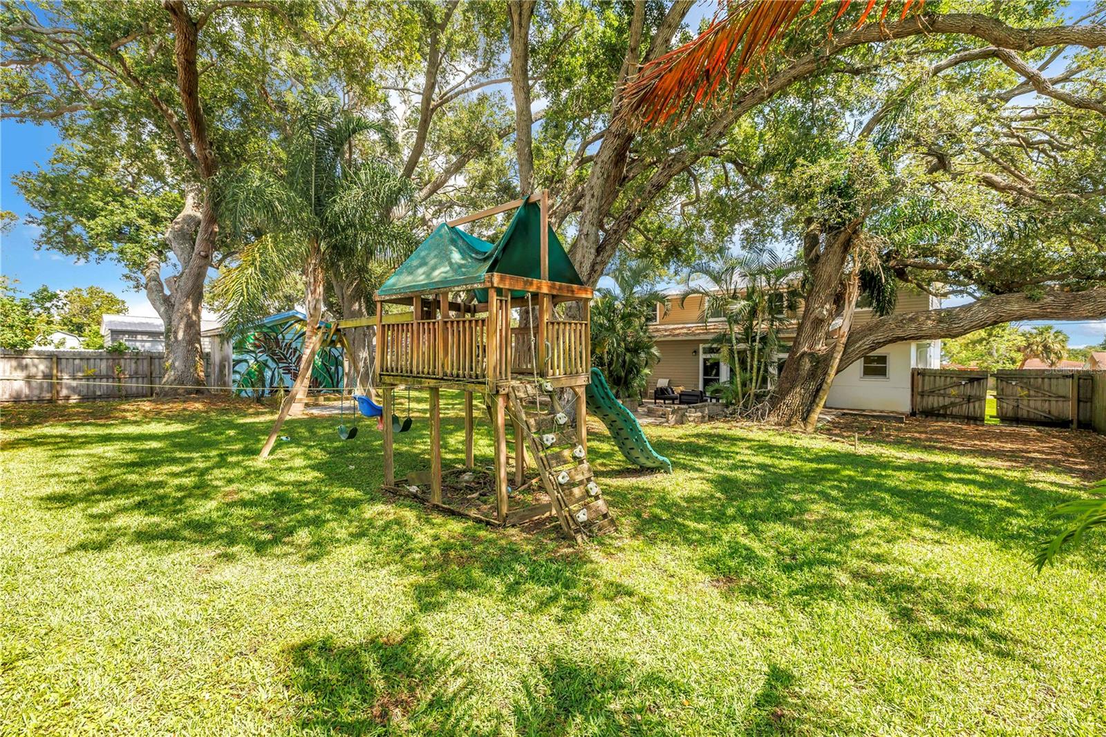 EDGEWATER ESTATES - Residential
