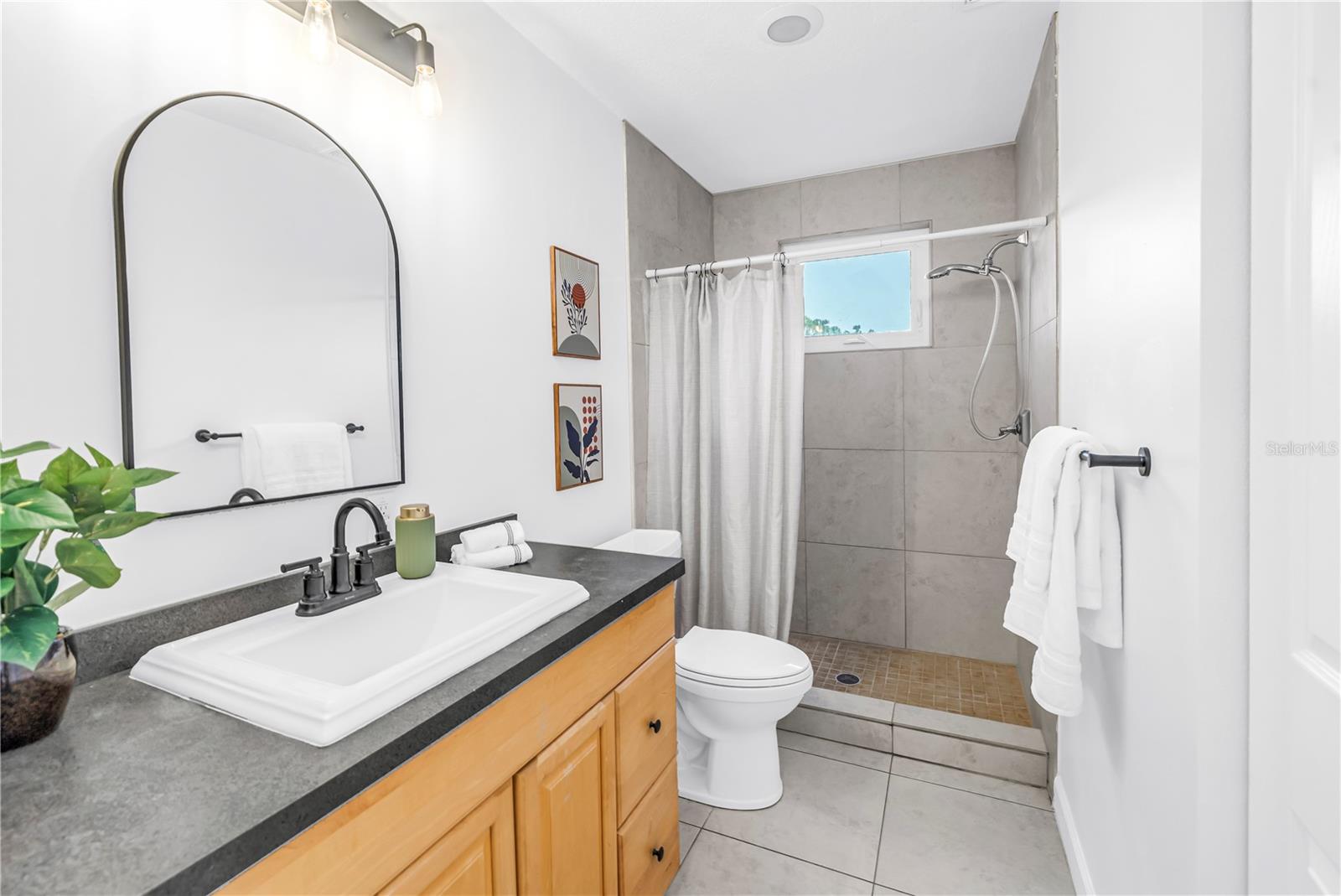 EDGEWATER ESTATES - Residential