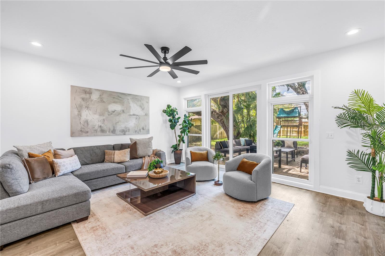 EDGEWATER ESTATES - Residential
