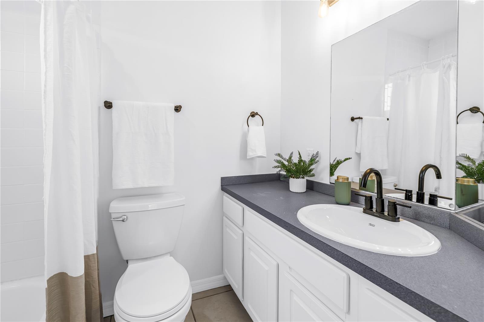 EDGEWATER ESTATES - Residential