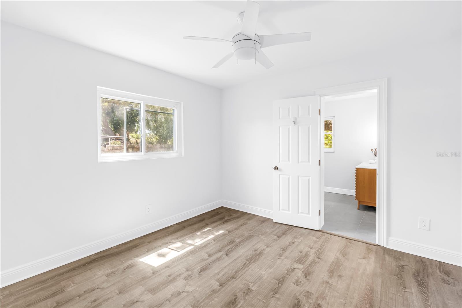 EDGEWATER ESTATES - Residential