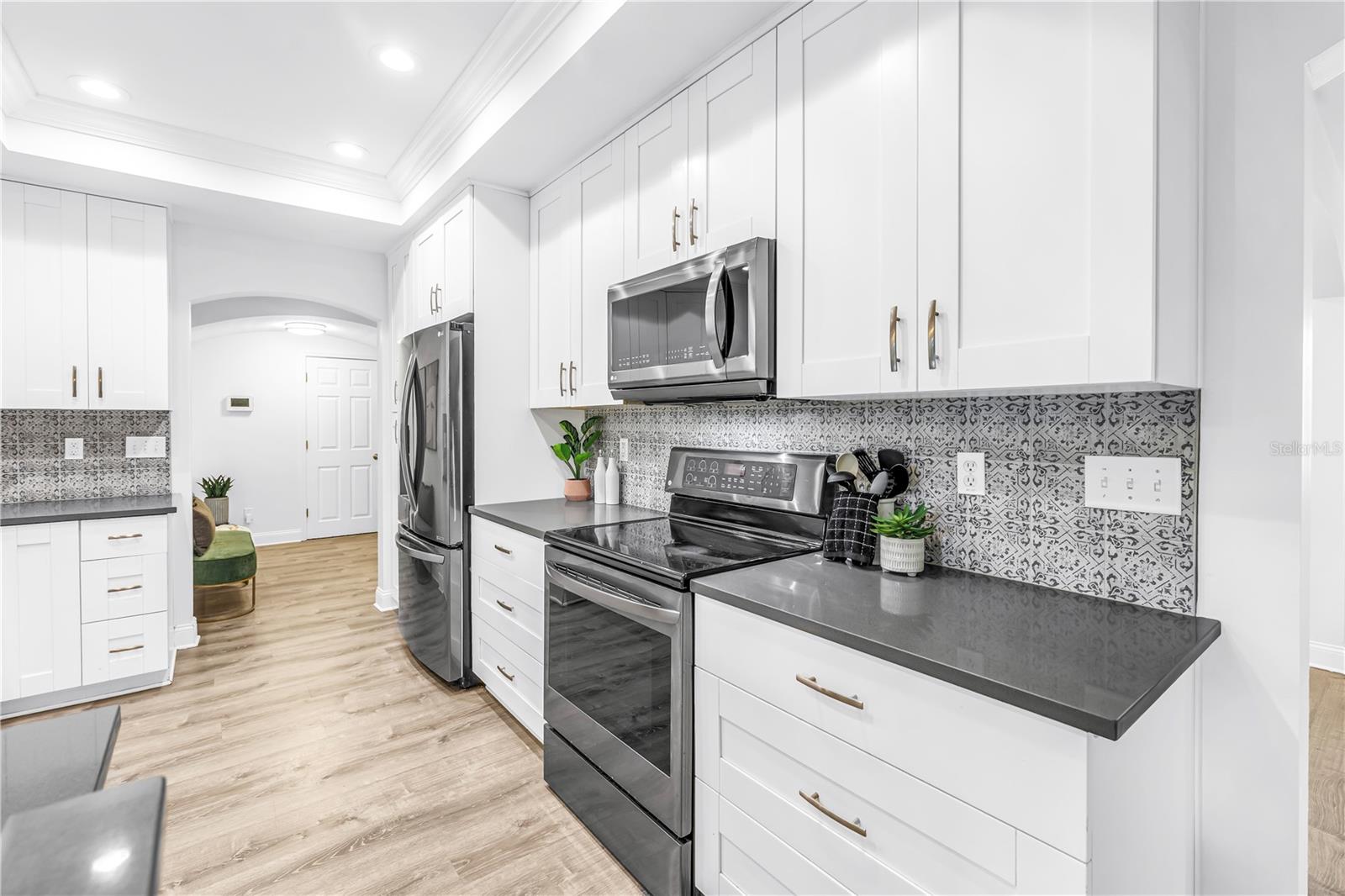 EDGEWATER ESTATES - Residential